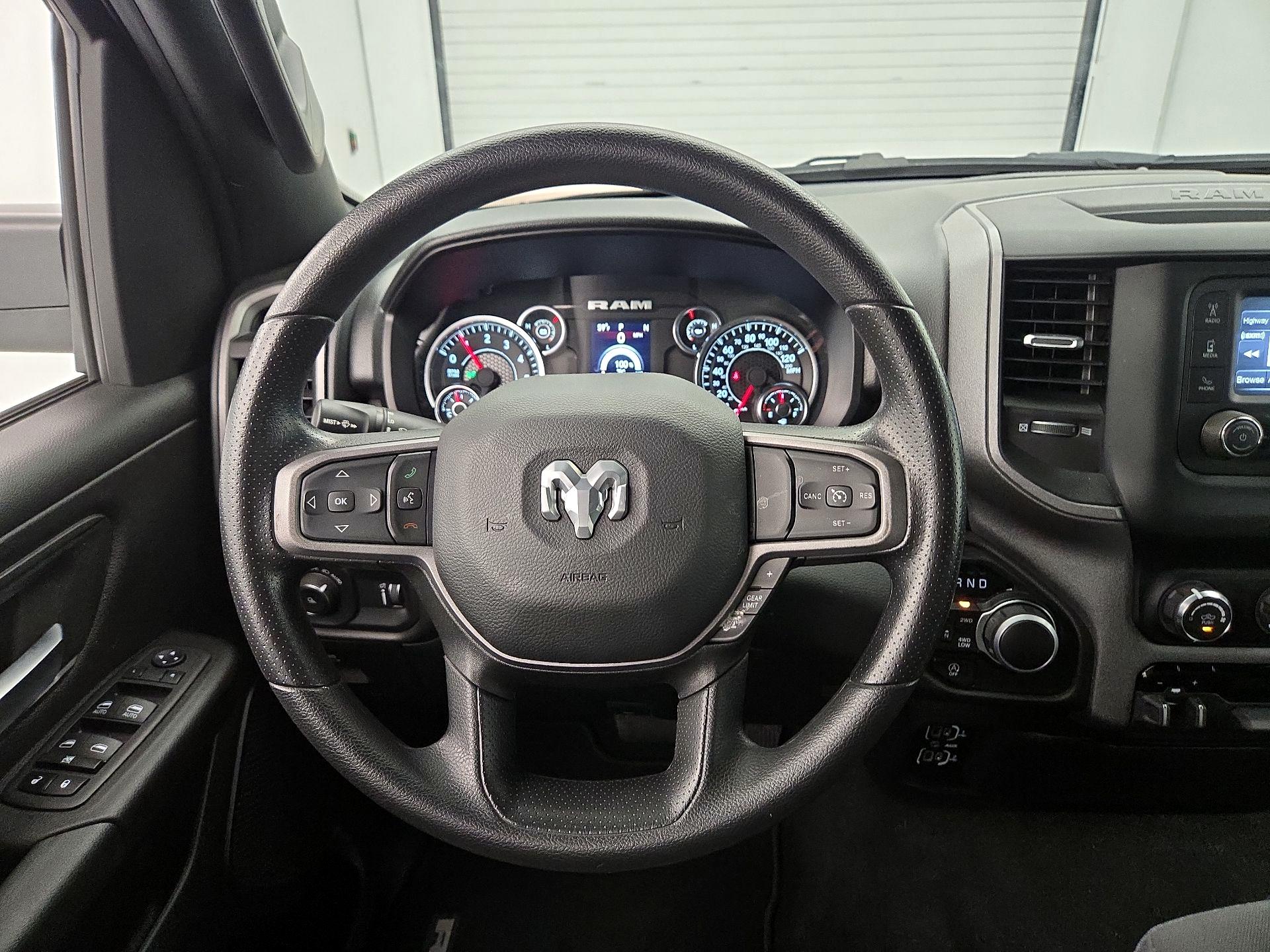 Thumbnail: 2024 RAM 1500 - 10