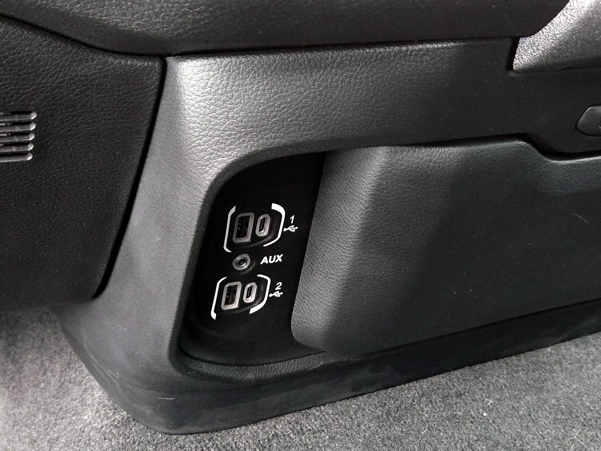 Thumbnail: 2024 RAM 1500 - 18