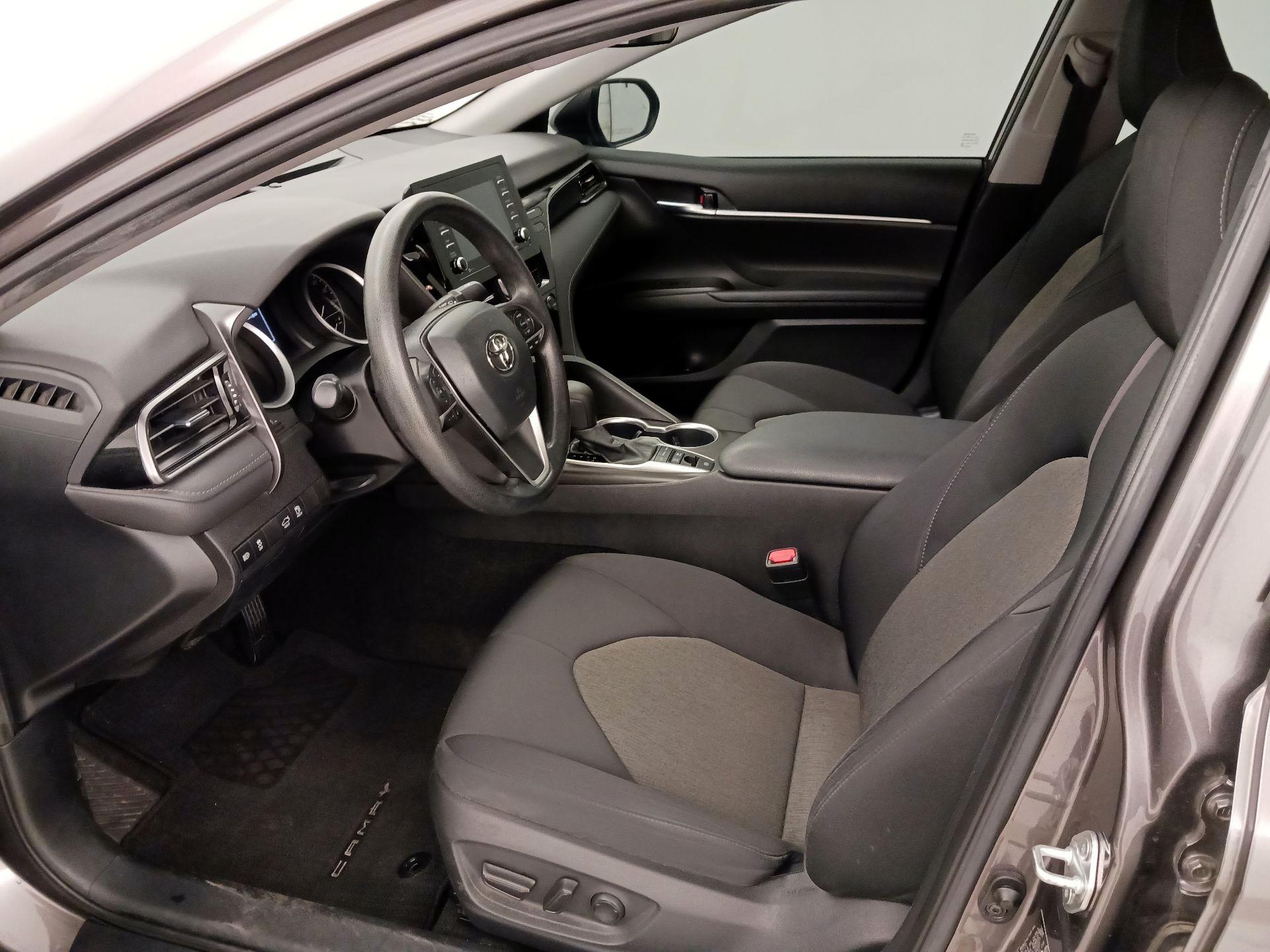 Thumbnail: 2022 Toyota Camry - 11