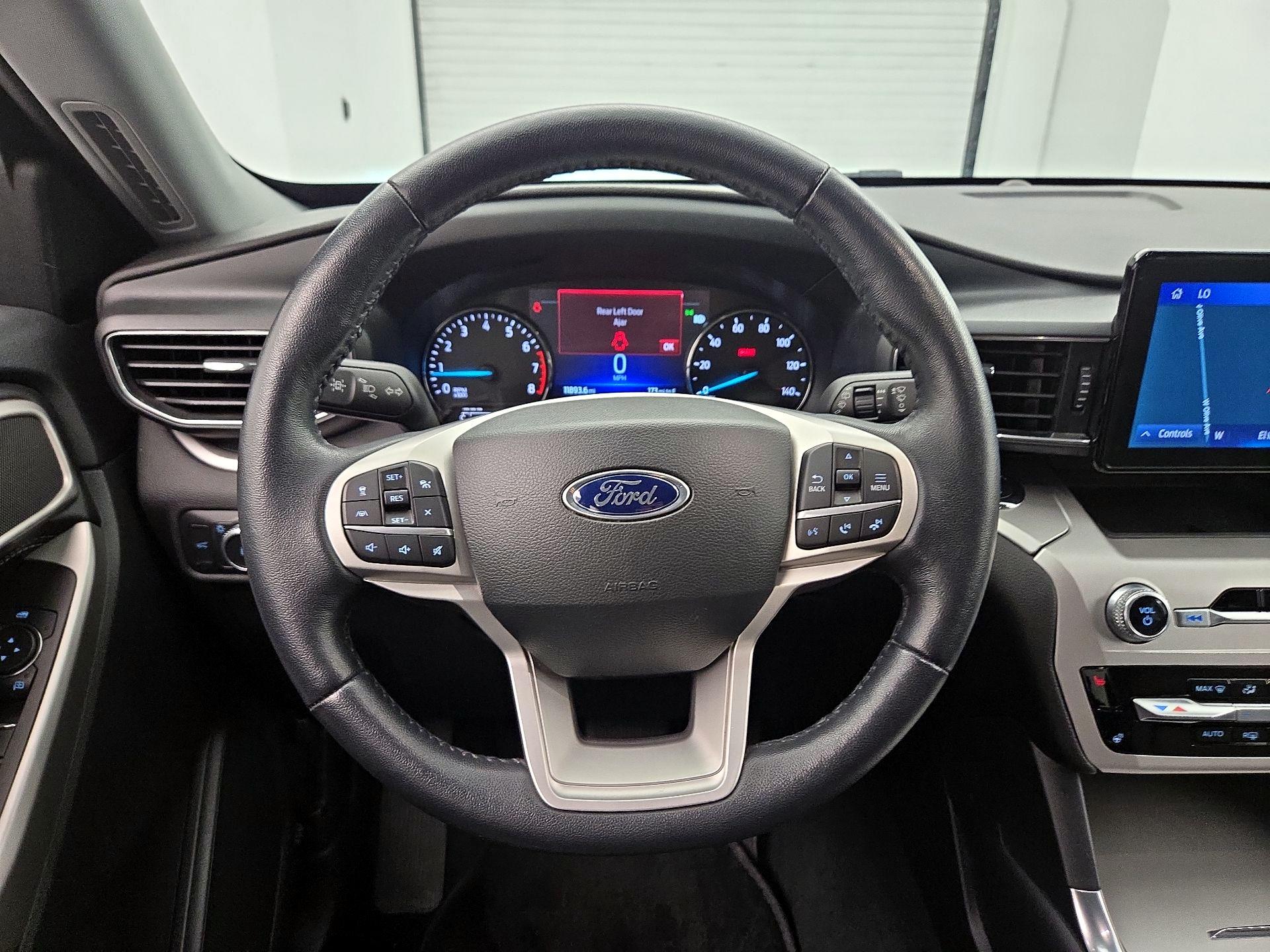 Thumbnail: 2022 Ford Explorer - 10