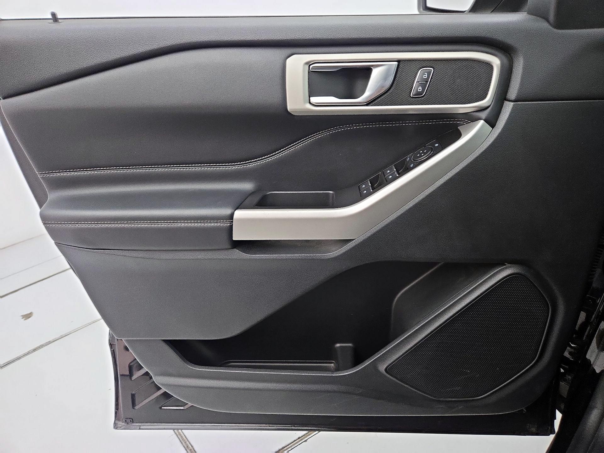 Thumbnail: 2022 Ford Explorer - 12