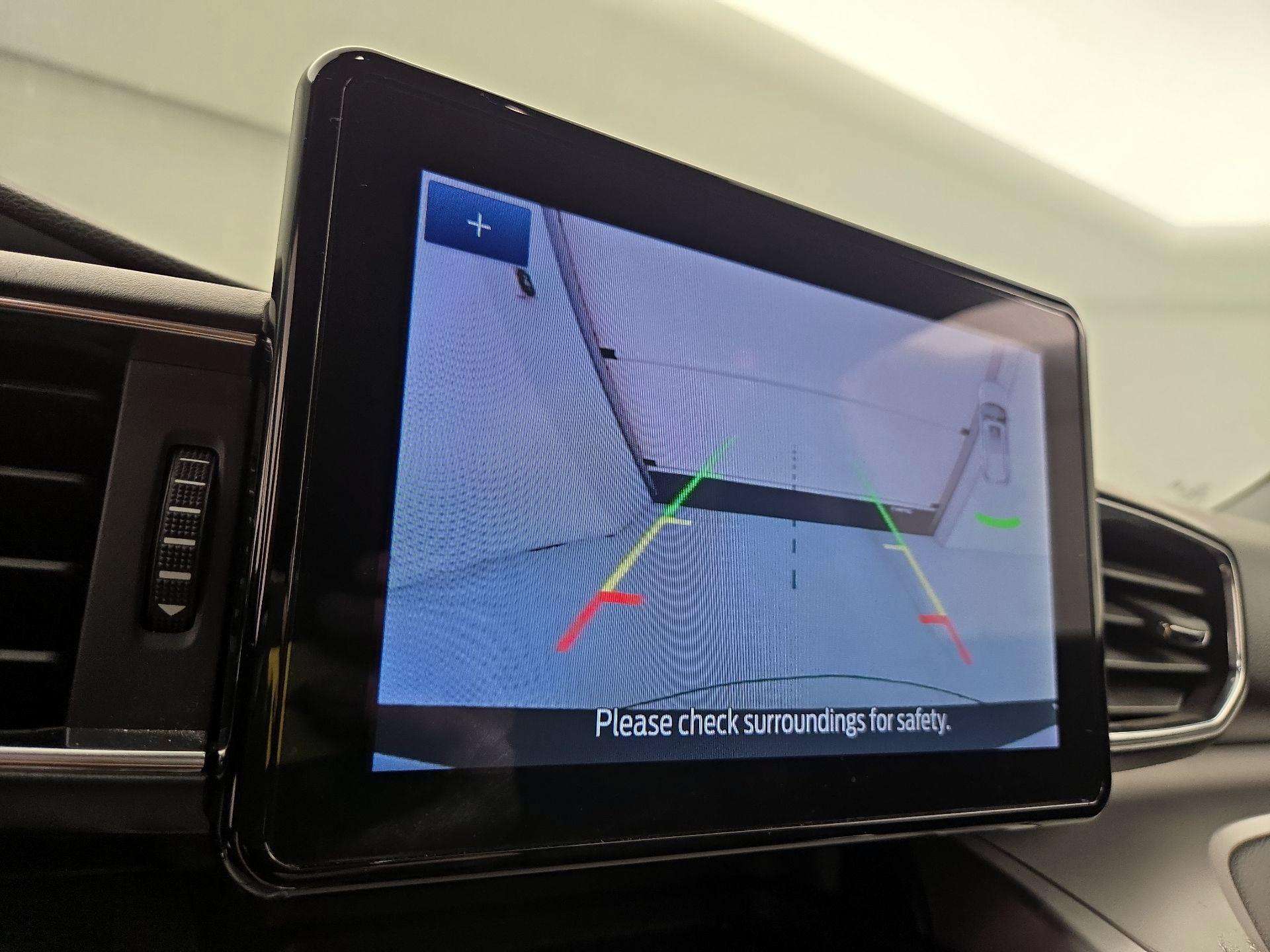 Thumbnail: 2022 Ford Explorer - 15