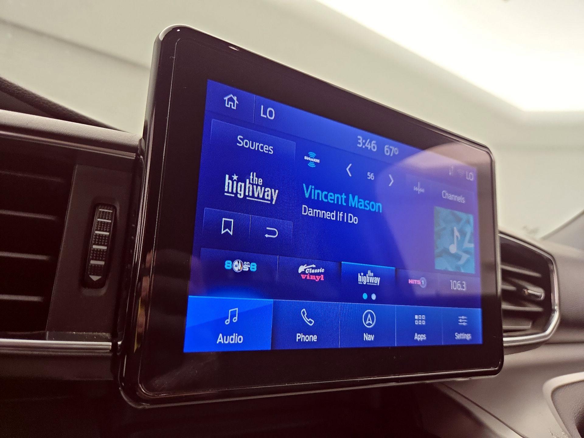 Thumbnail: 2022 Ford Explorer - 16