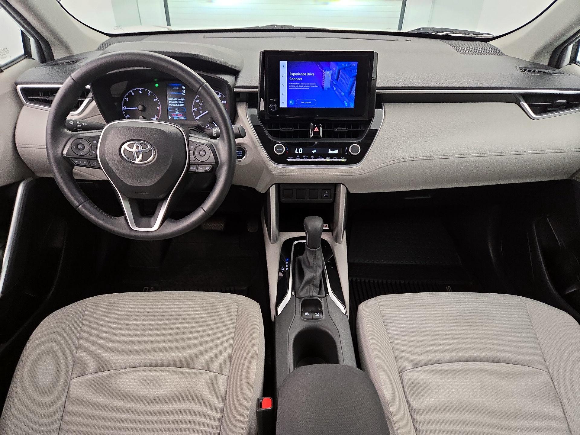 Thumbnail: 2023 Toyota Corolla Cross - 9