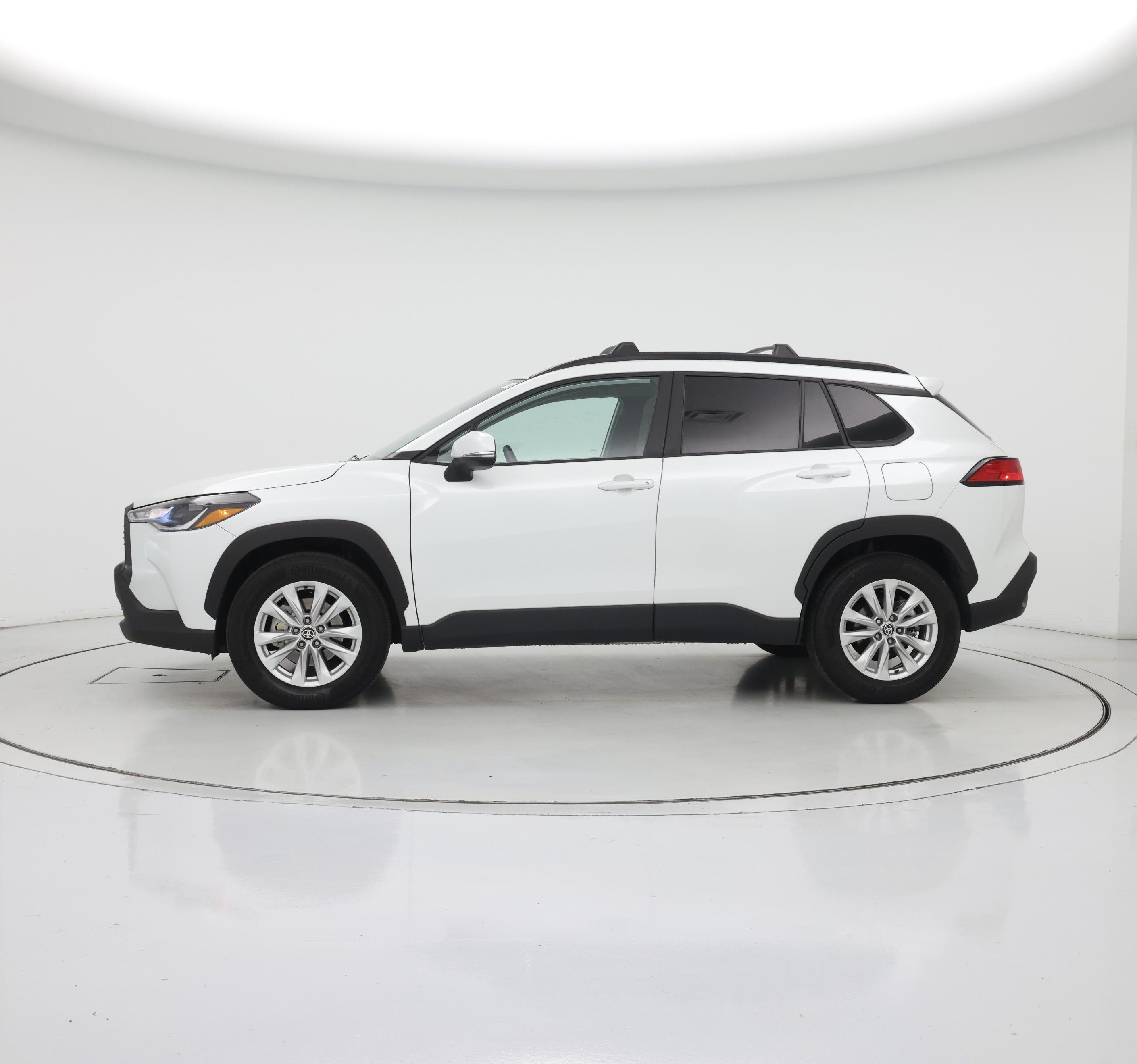 Thumbnail: 2023 Toyota Corolla Cross - 3