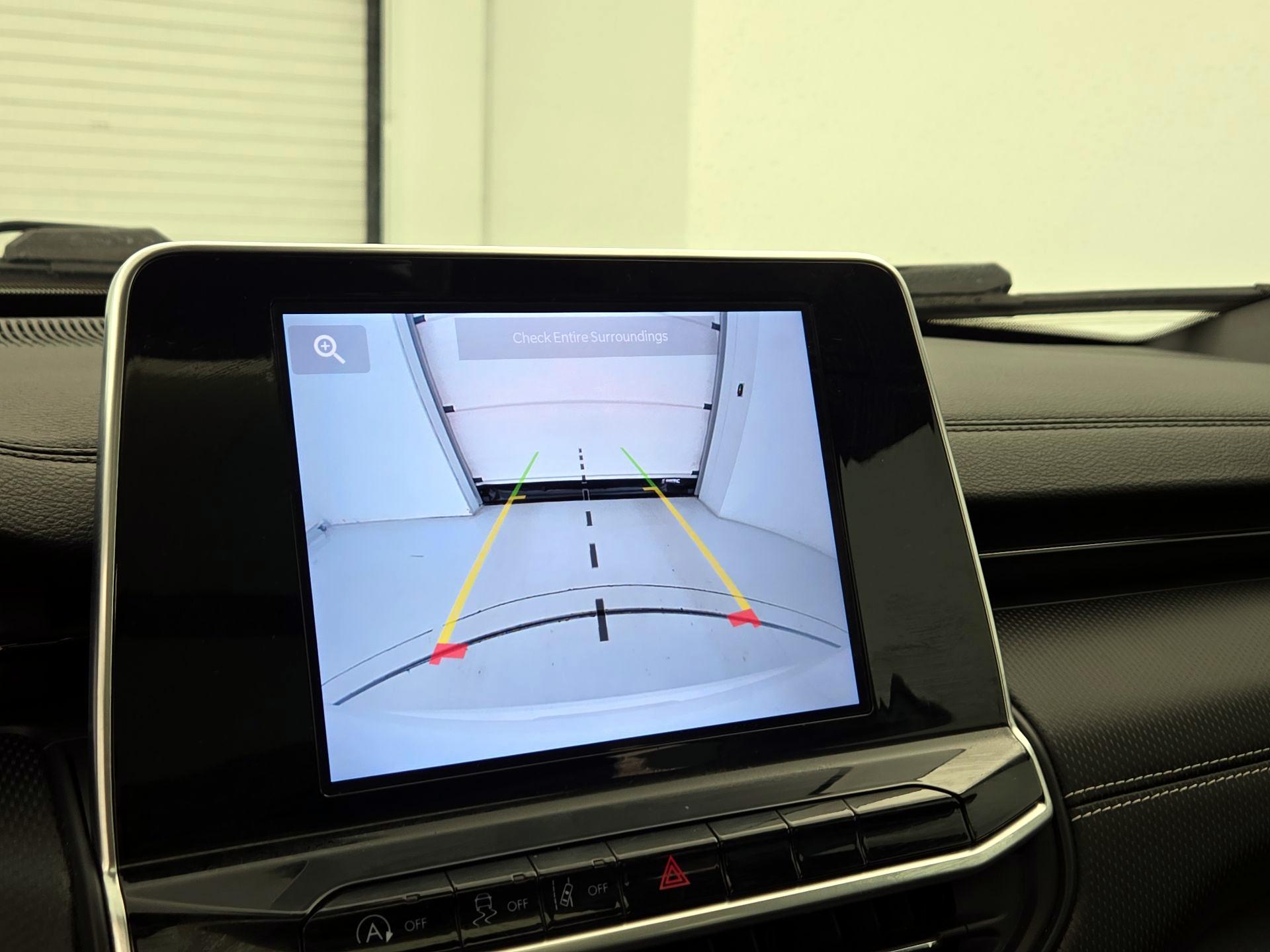 Thumbnail: 2022 Jeep Compass - 14