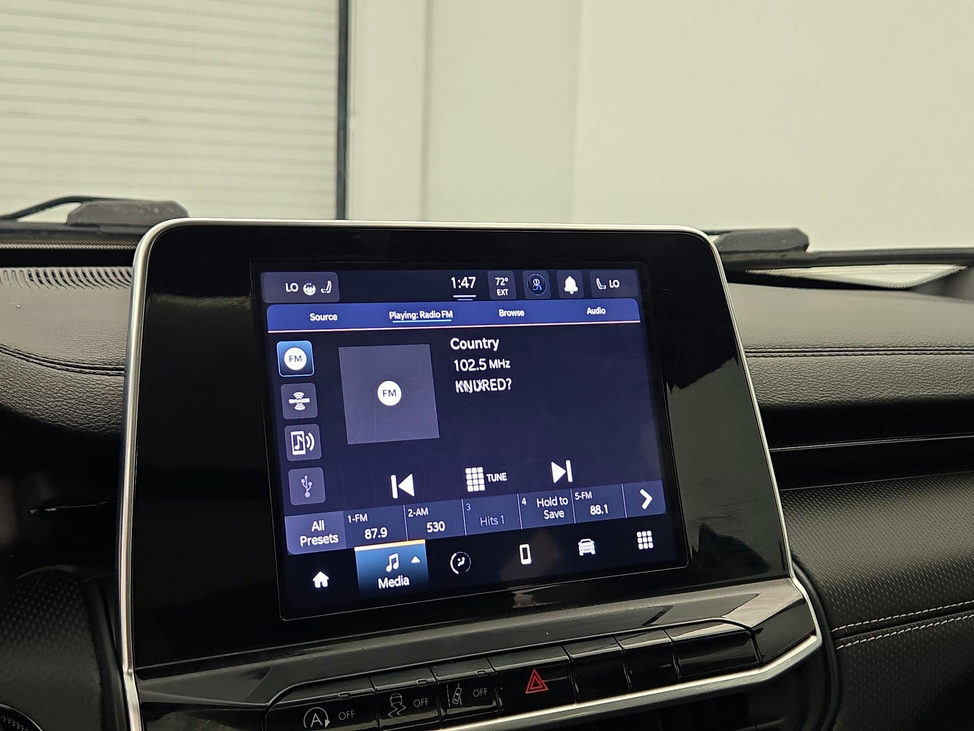 Thumbnail: 2022 Jeep Compass - 15