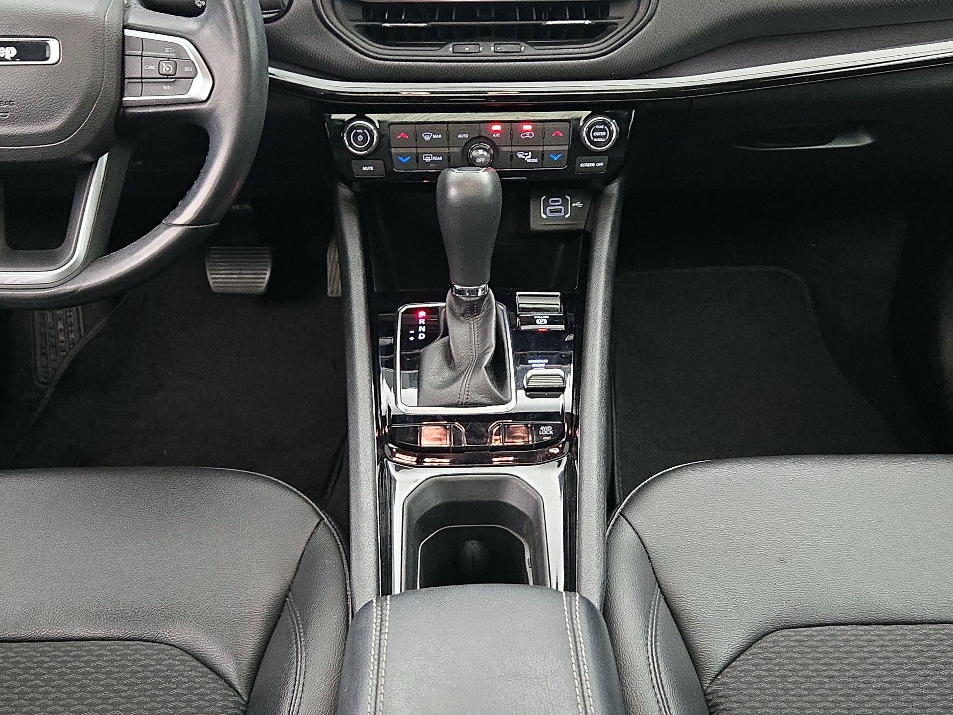 Thumbnail: 2022 Jeep Compass - 17