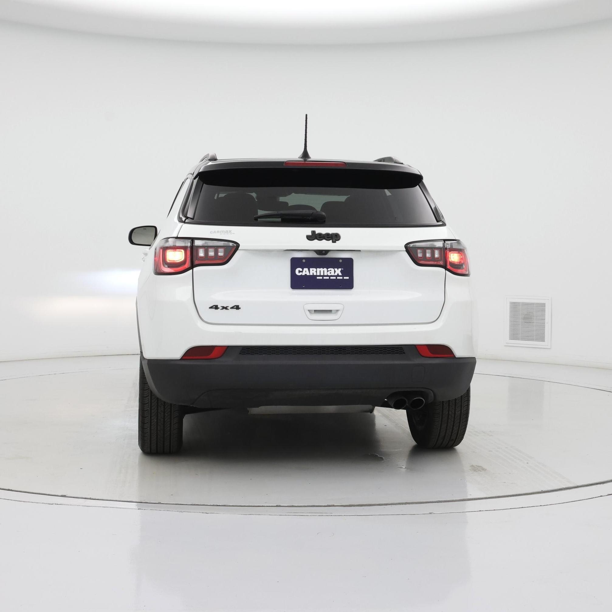 Thumbnail: 2022 Jeep Compass - 6