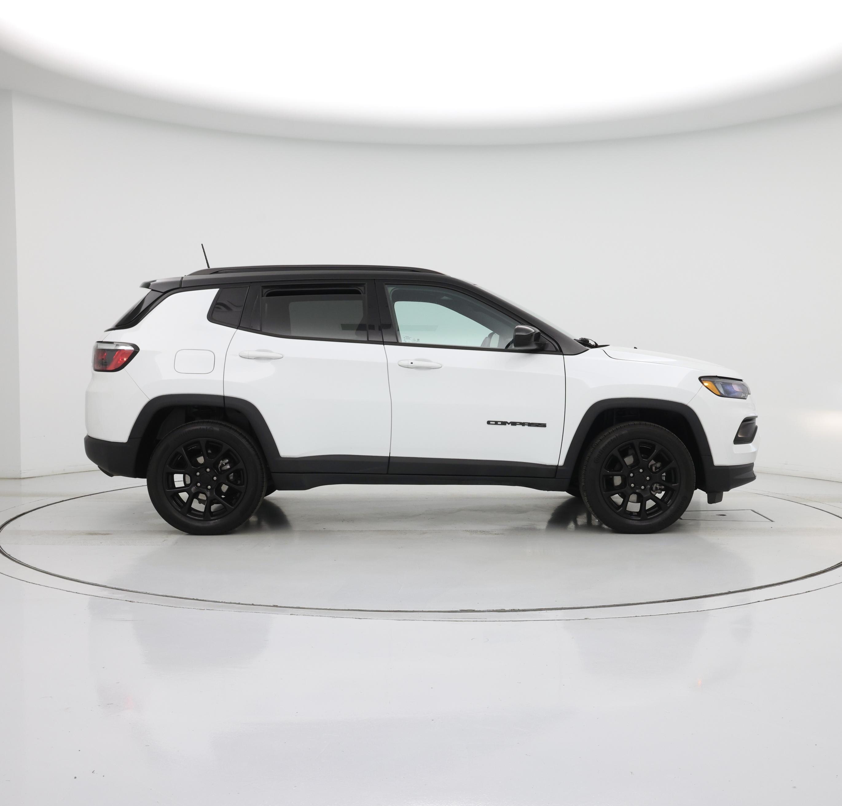 Thumbnail: 2022 Jeep Compass - 7