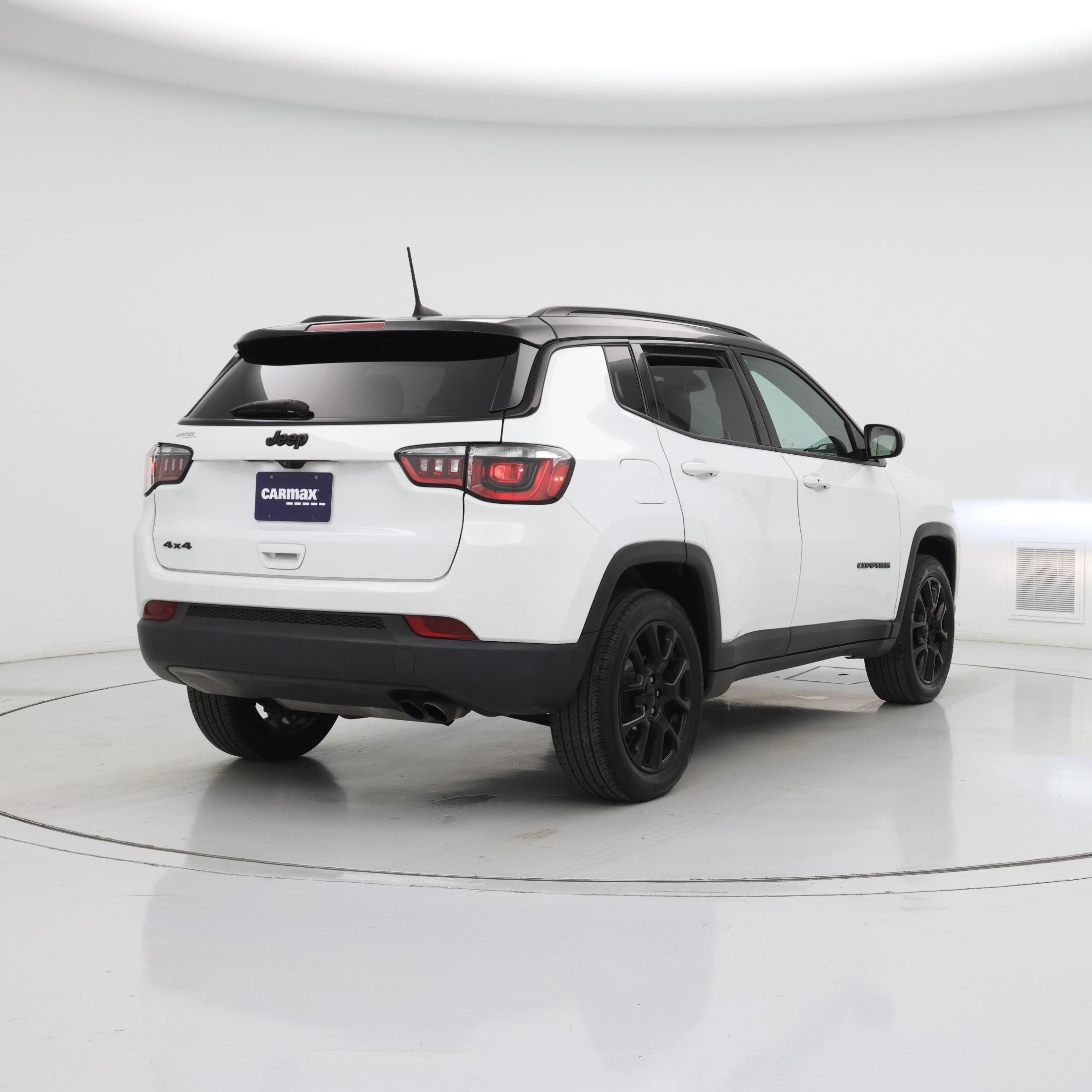 Thumbnail: 2022 Jeep Compass - 8