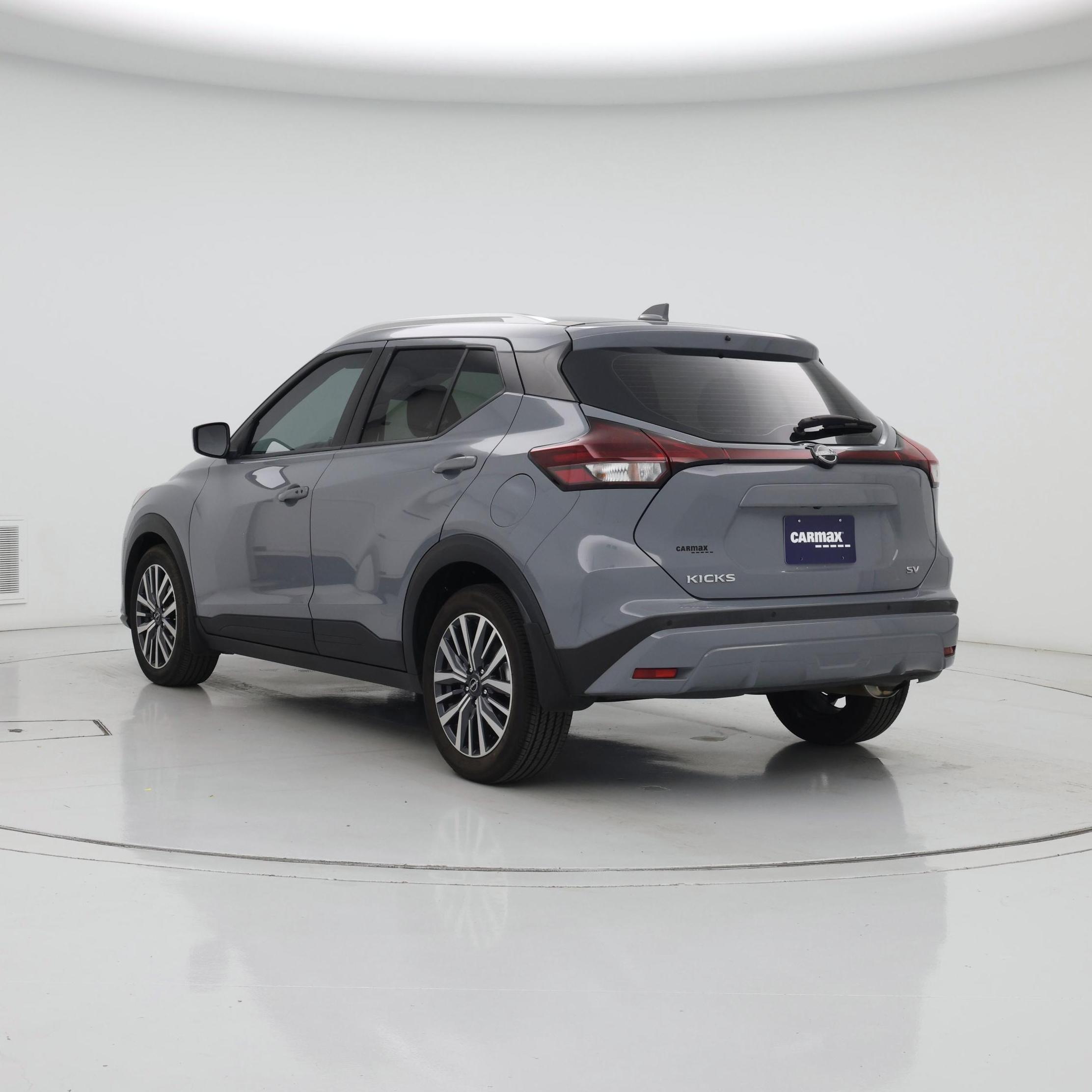 Thumbnail: 2023 Nissan Kicks - 2