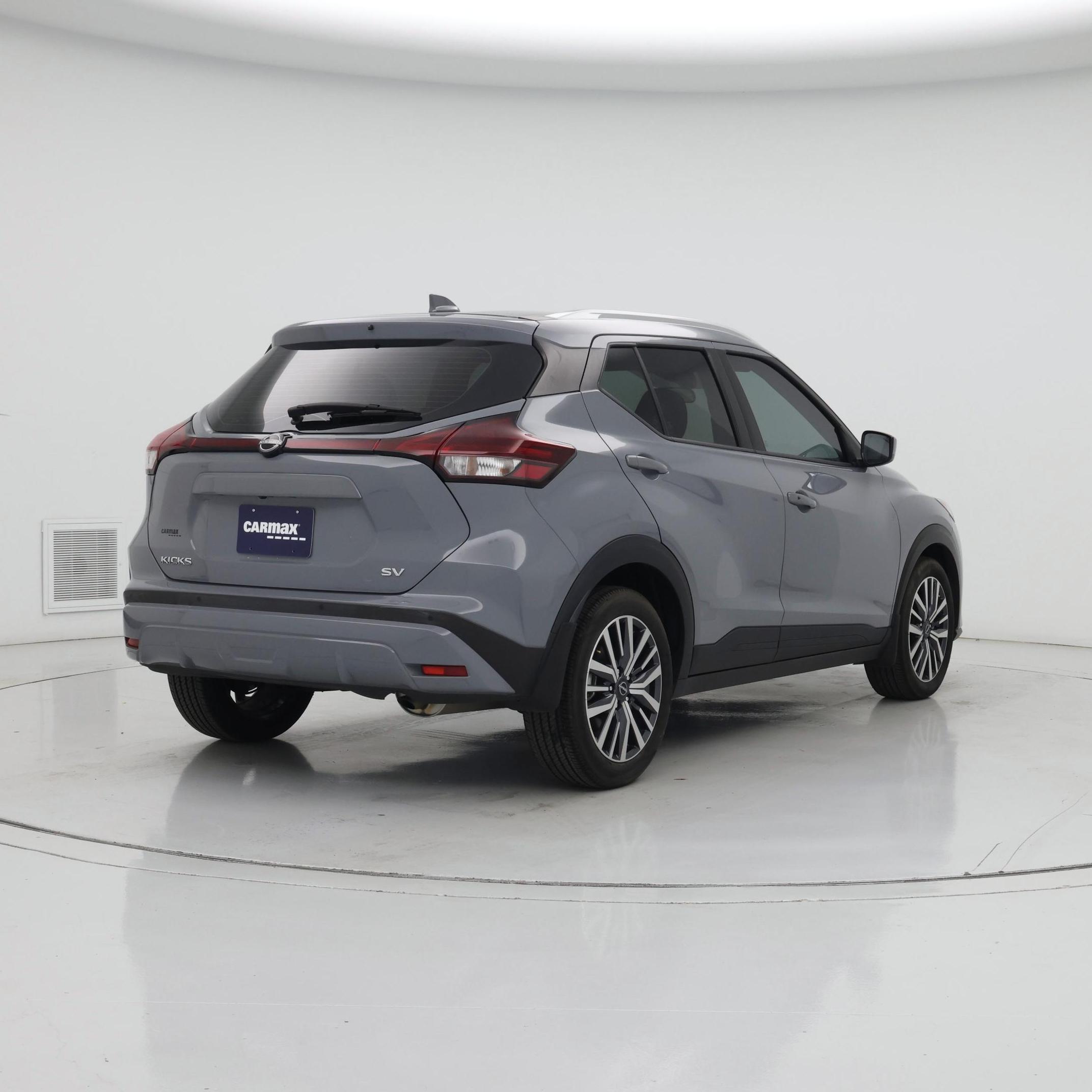 Thumbnail: 2023 Nissan Kicks - 8
