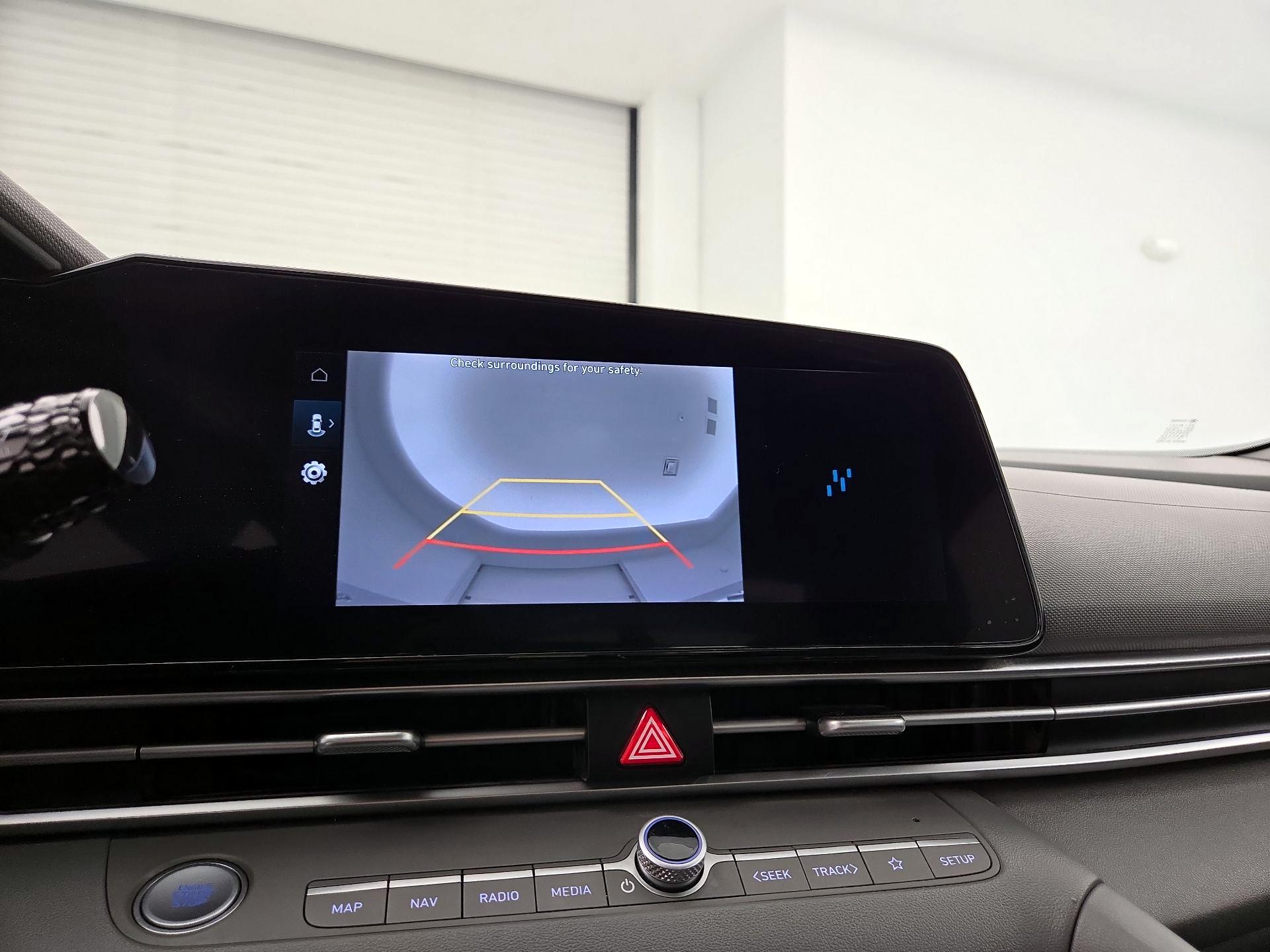 Thumbnail: 2023 Hyundai Elantra - 15