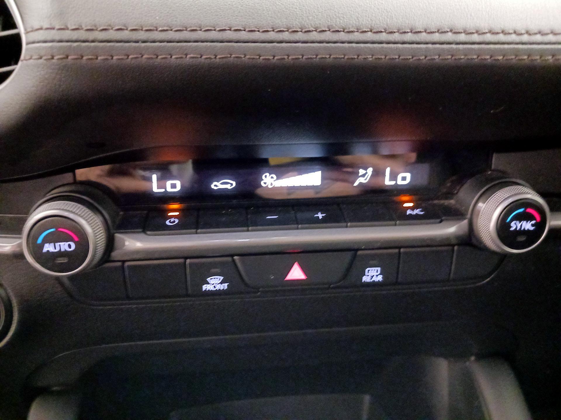 Thumbnail: 2021 Mazda Mazda3 - 17