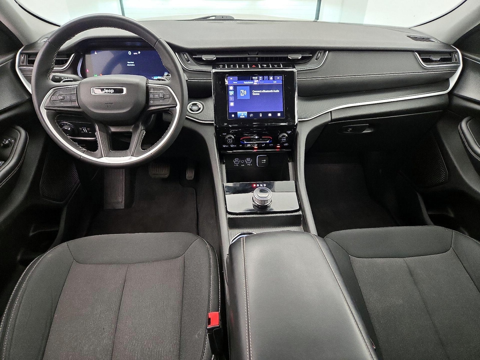 2024 Jeep Grand Cherokee Laredo - Photo 10