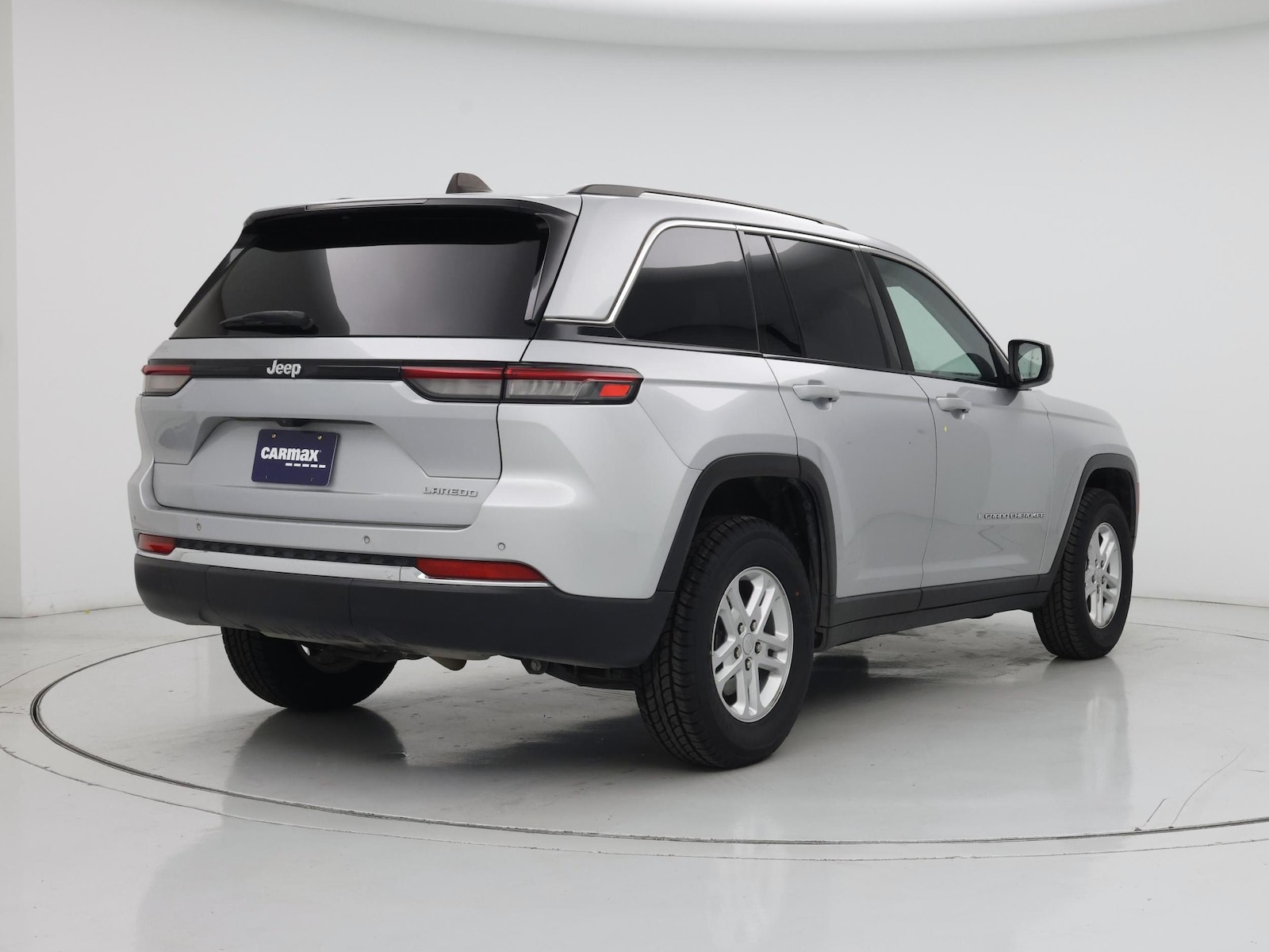 2024 Jeep Grand Cherokee Laredo - Photo 9