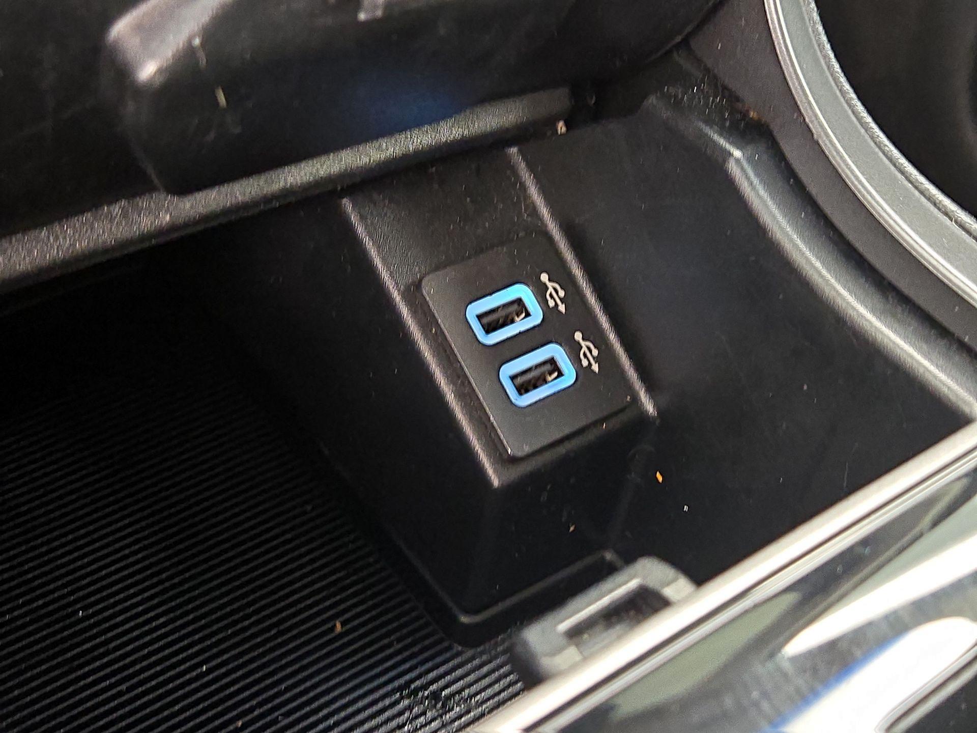 Thumbnail: 2020 Ford Edge - 18