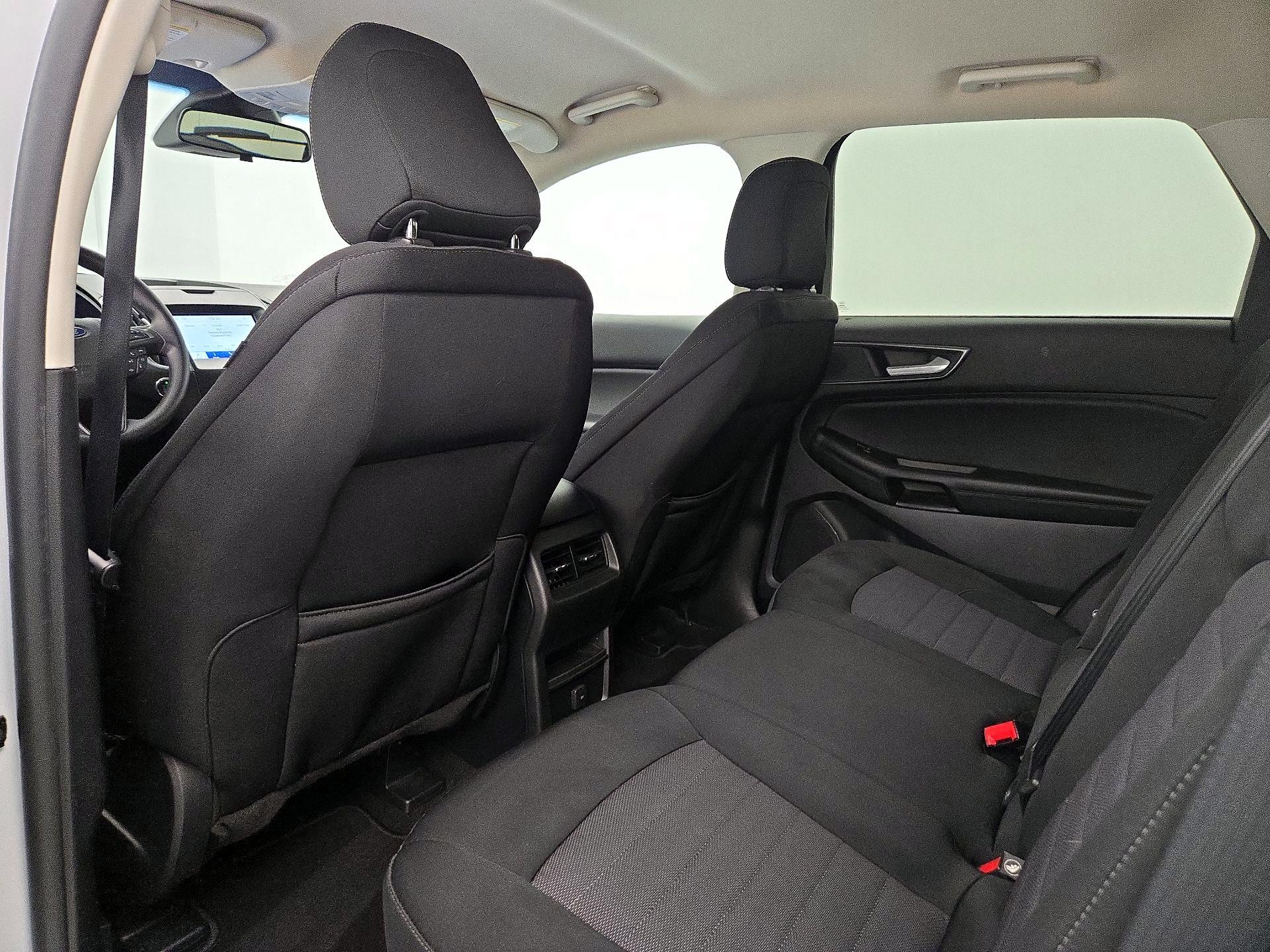 Thumbnail: 2020 Ford Edge - 19