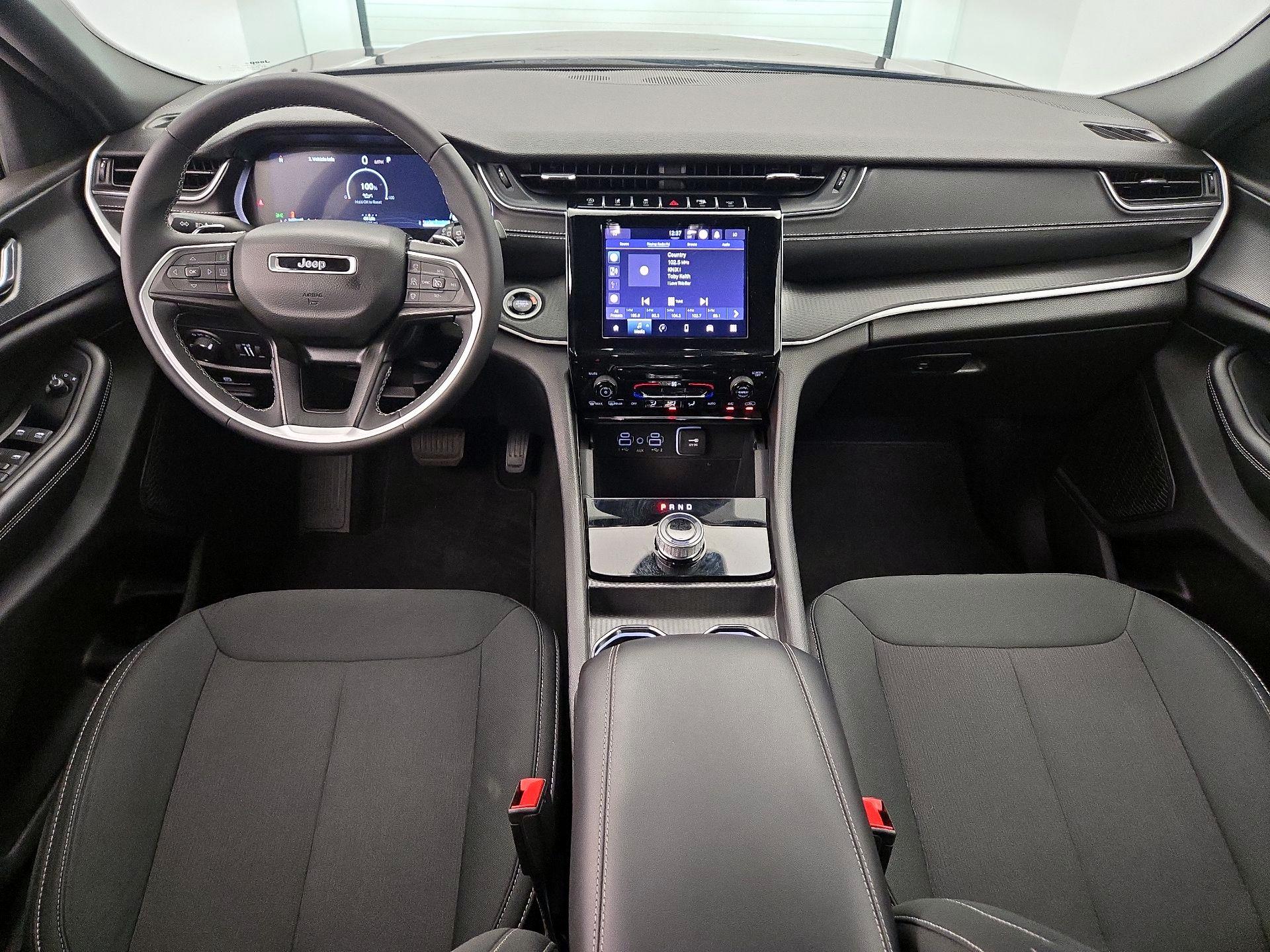 Thumbnail: 2024 Jeep Grand Cherokee - 9