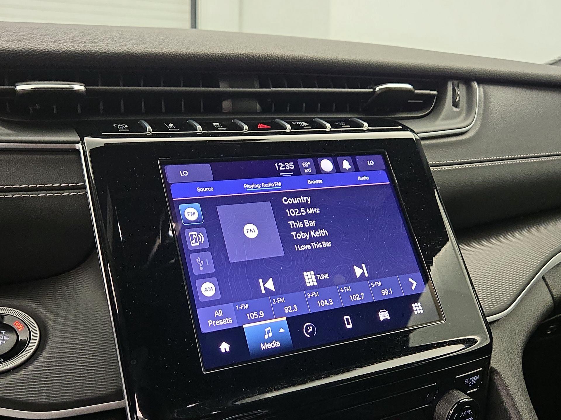 Thumbnail: 2024 Jeep Grand Cherokee - 15