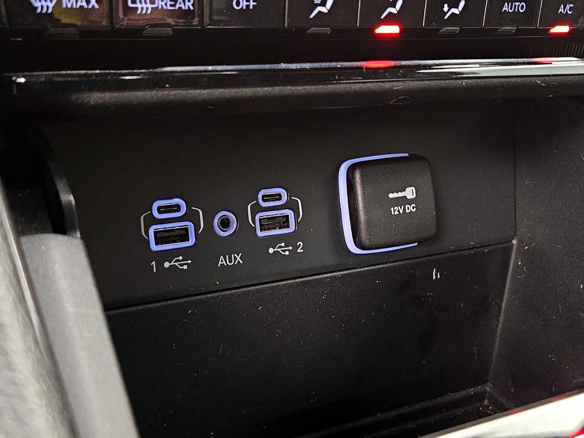 Thumbnail: 2024 Jeep Grand Cherokee - 18