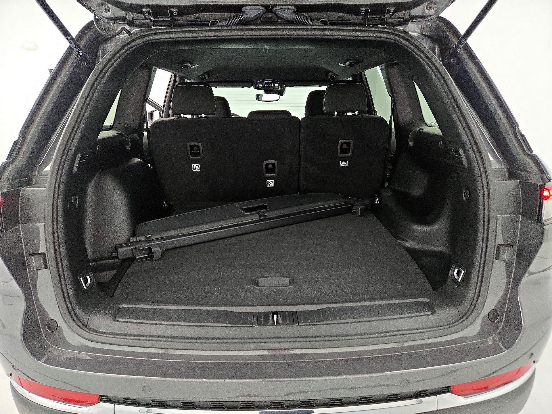 Thumbnail: 2024 Jeep Grand Cherokee - 20