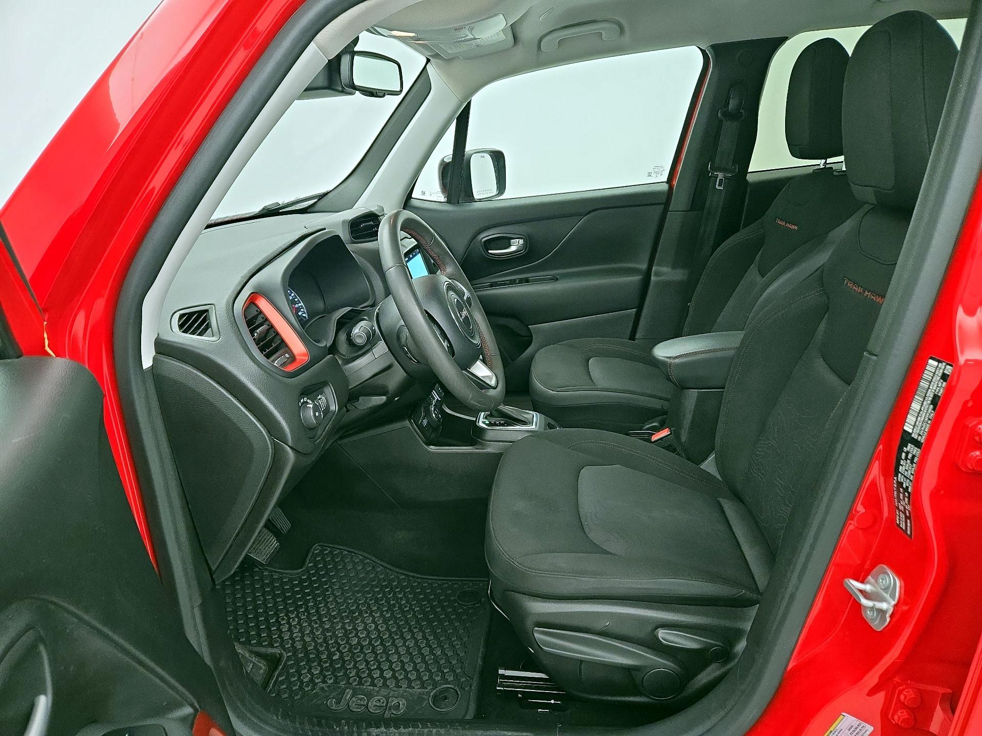 Thumbnail: 2023 Jeep Renegade - 11