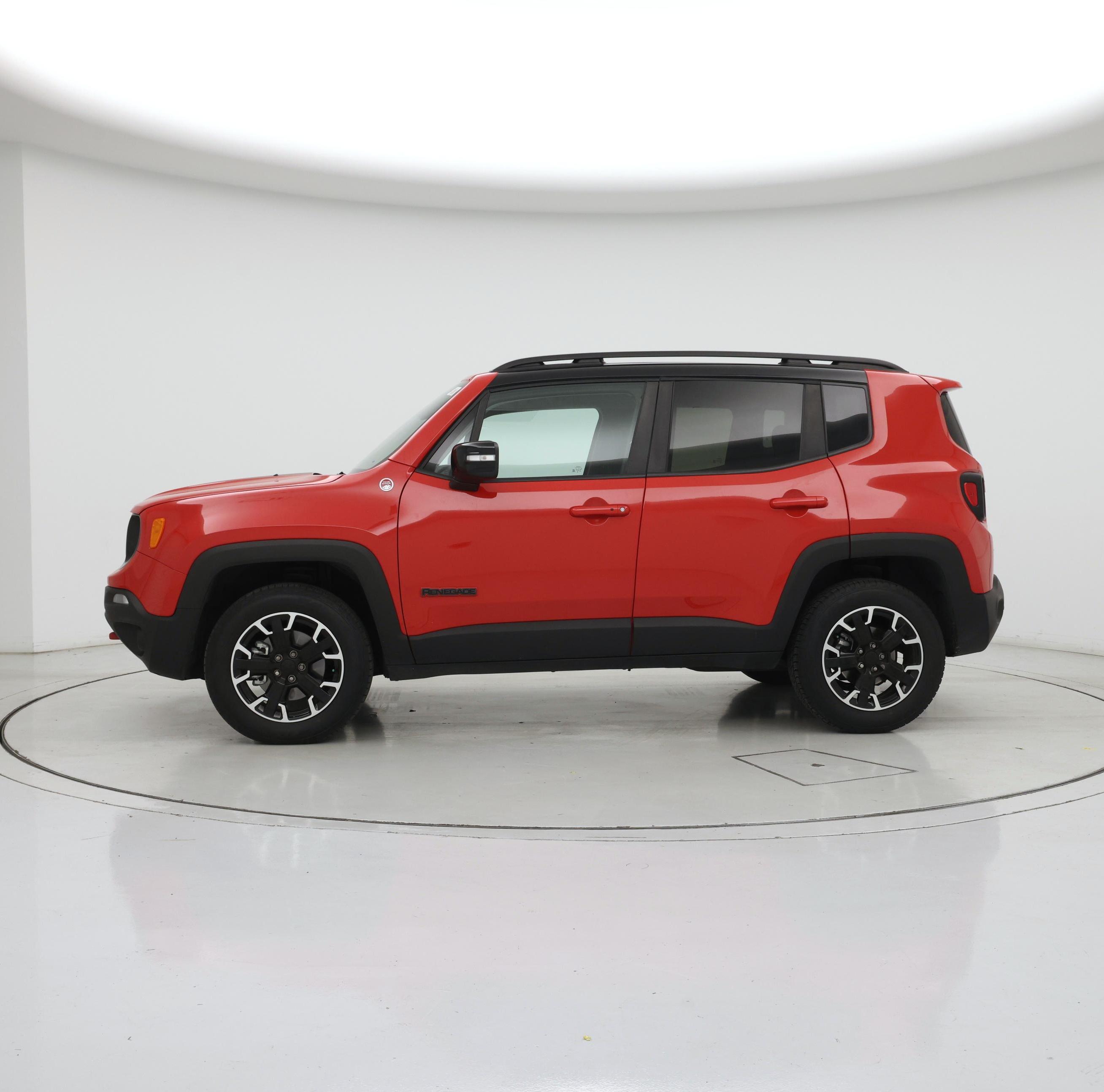 Thumbnail: 2023 Jeep Renegade - 3