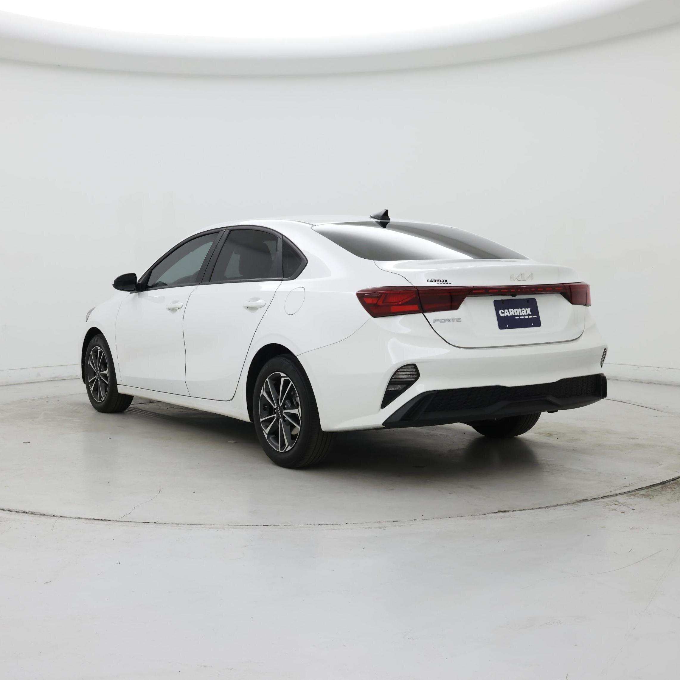 Thumbnail: 2024 Kia Forte - 2