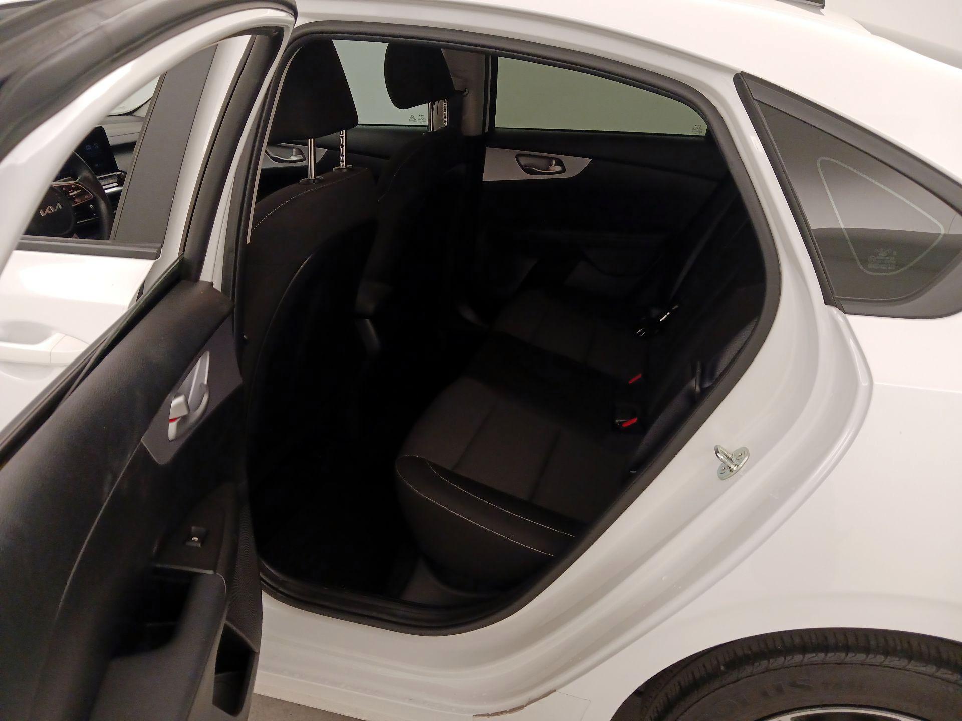 Thumbnail: 2024 Kia Forte - 19