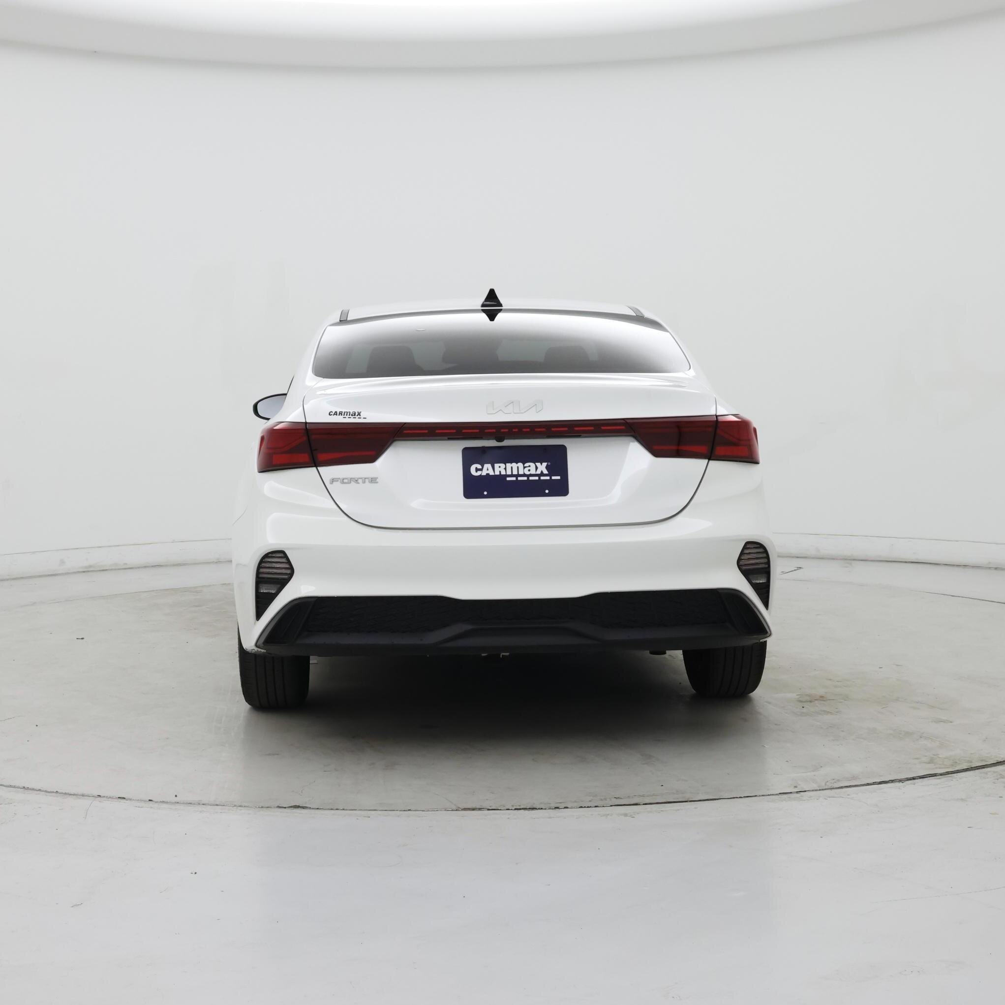 Thumbnail: 2024 Kia Forte - 6