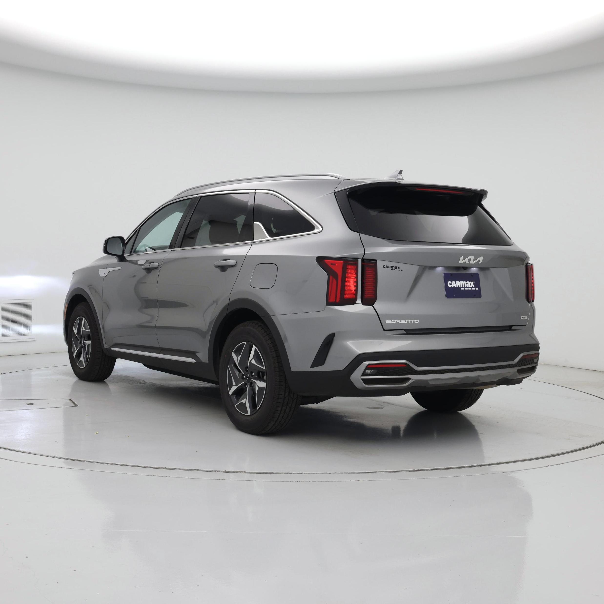 Thumbnail: 2023 Kia Sorento - 2