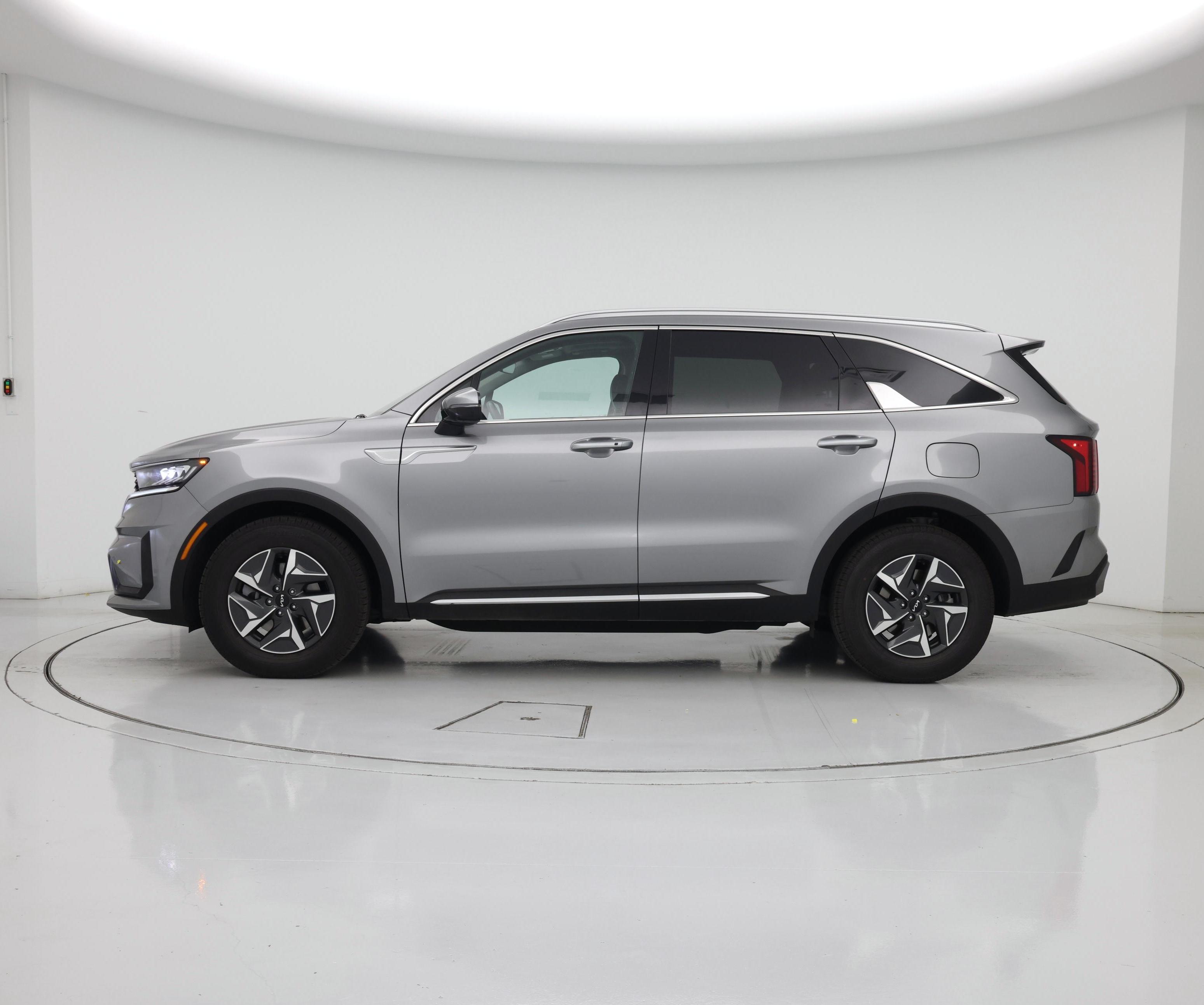 Thumbnail: 2023 Kia Sorento - 3