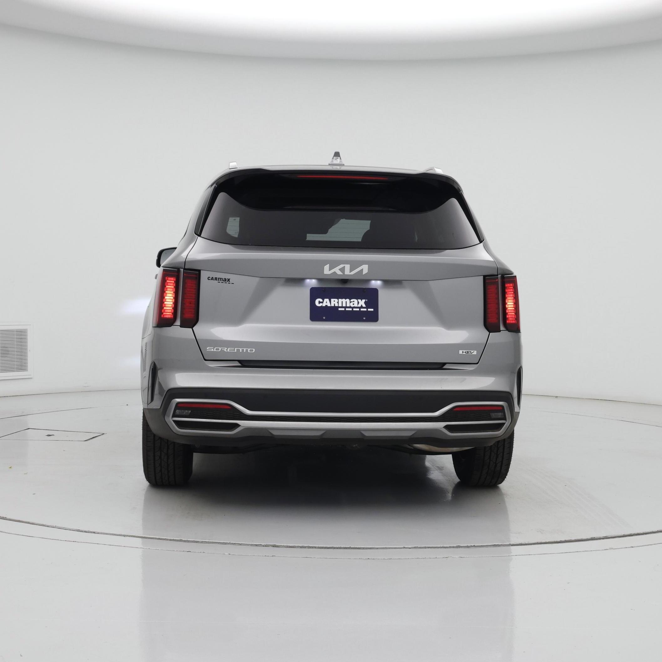 Thumbnail: 2023 Kia Sorento - 6