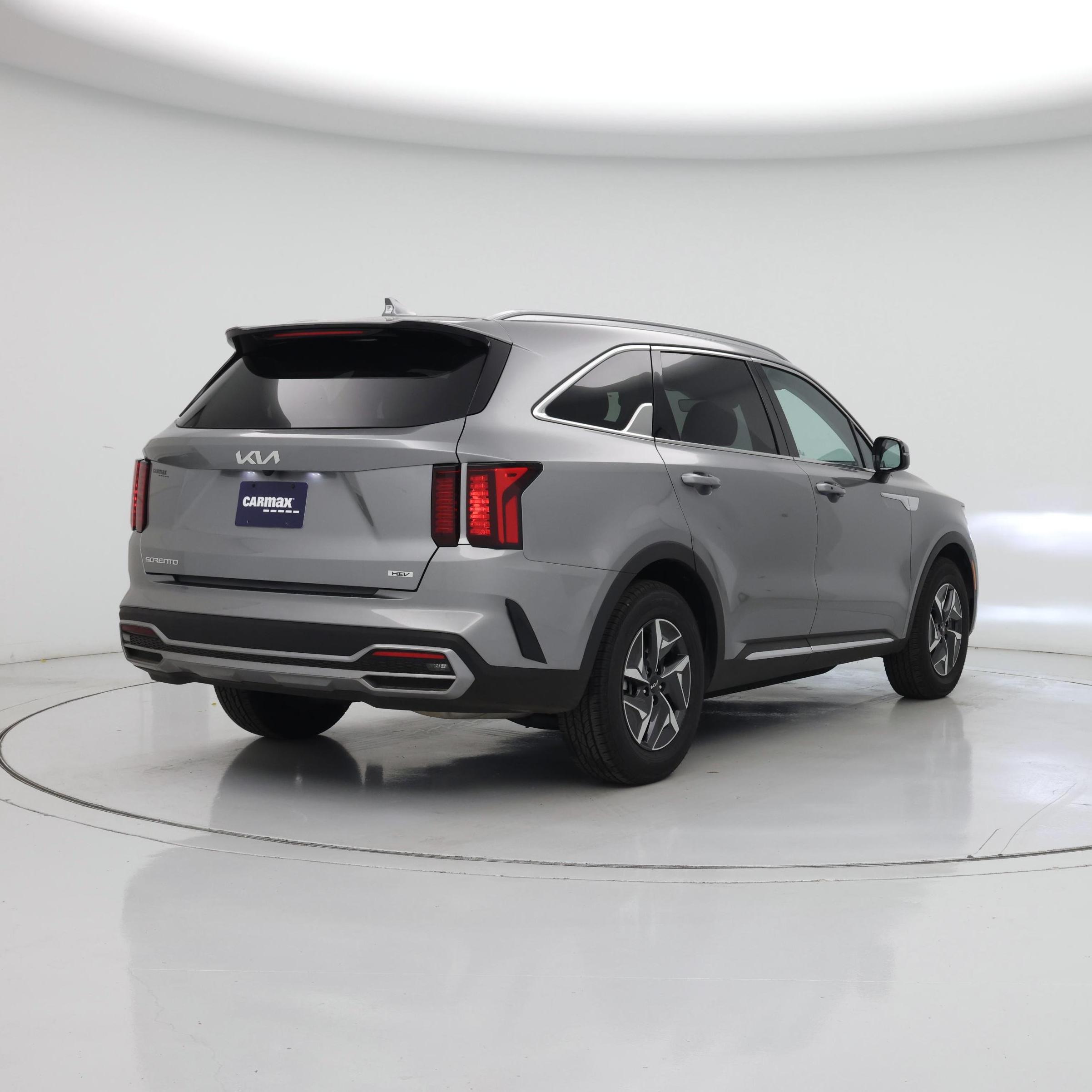 Thumbnail: 2023 Kia Sorento - 8