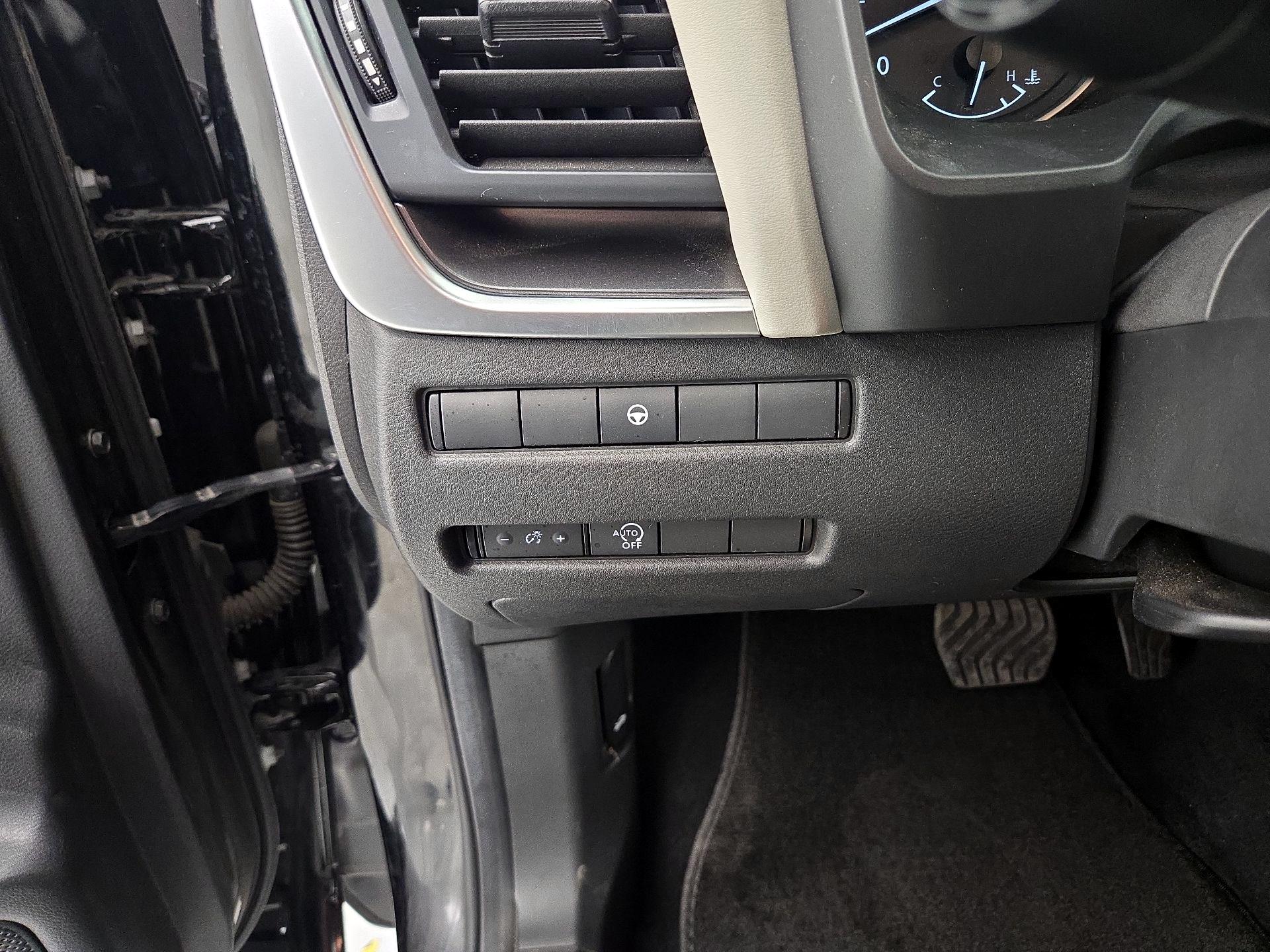 Thumbnail: 2023 Nissan Rogue - 13