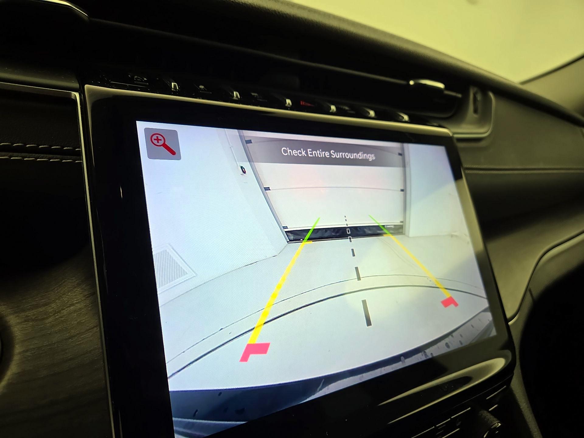 Thumbnail: 2023 Jeep Grand Cherokee - 15