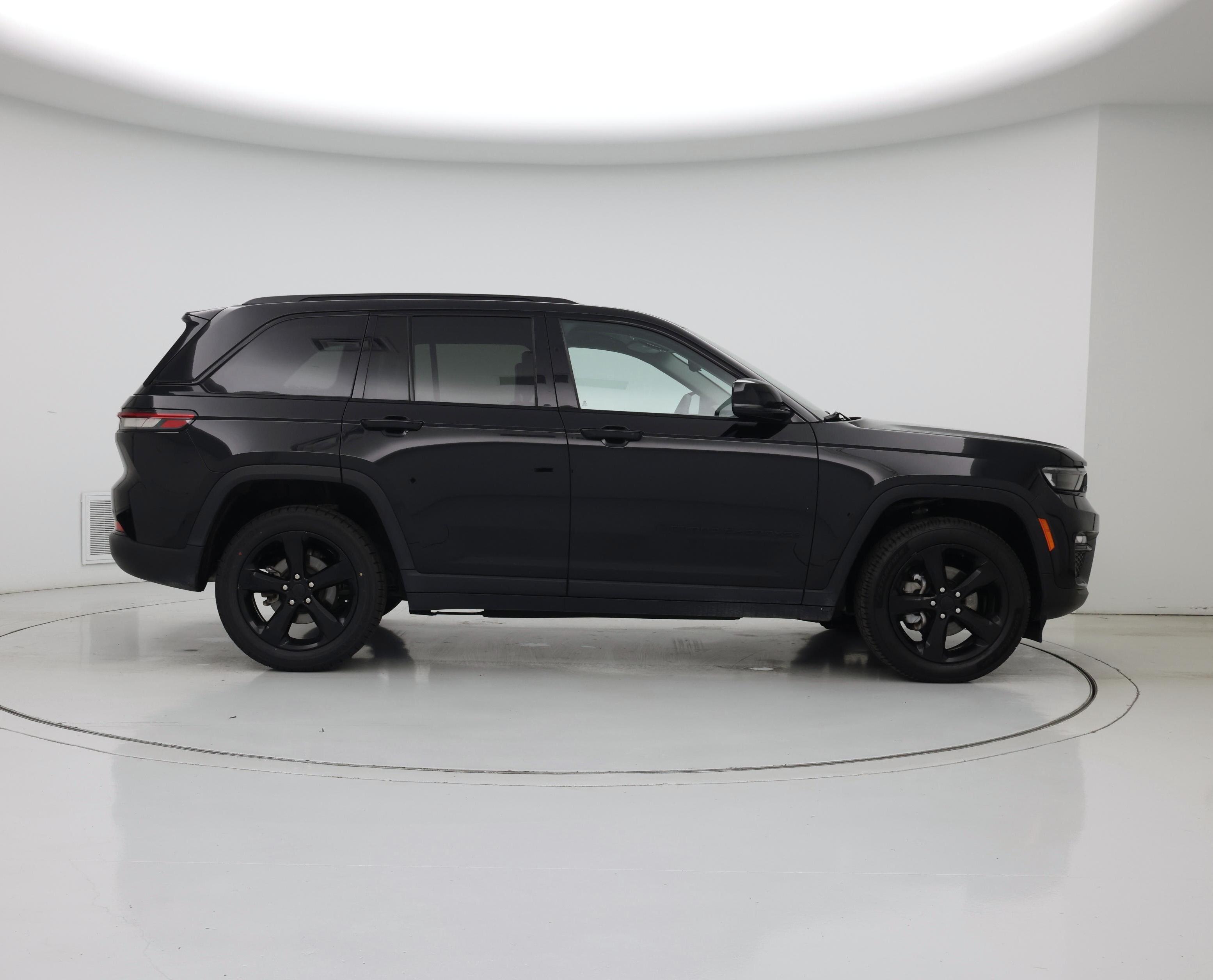 Thumbnail: 2023 Jeep Grand Cherokee - 7