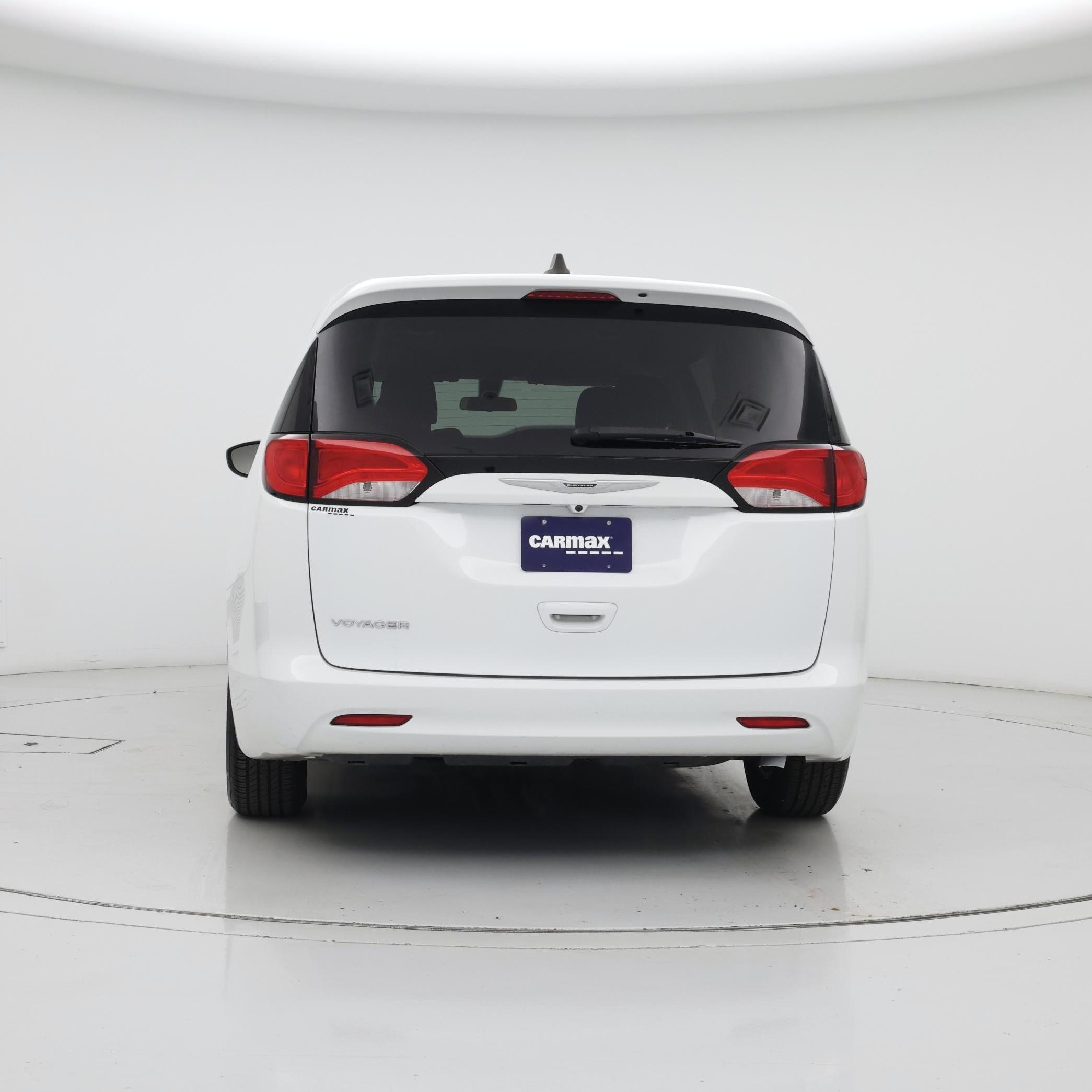 Thumbnail: 2021 Chrysler Voyager - 6