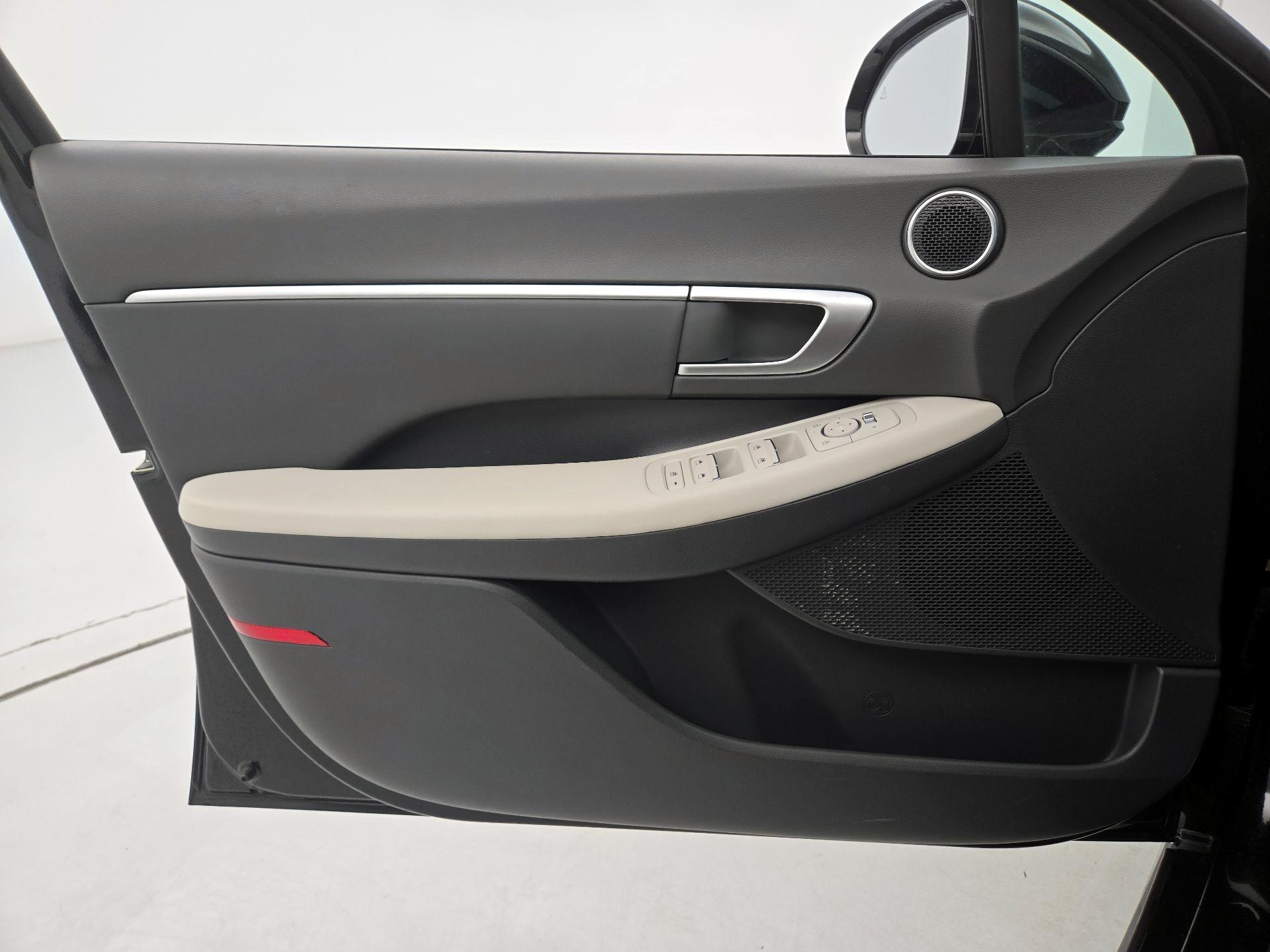 Thumbnail: 2025 Hyundai Sonata - 12