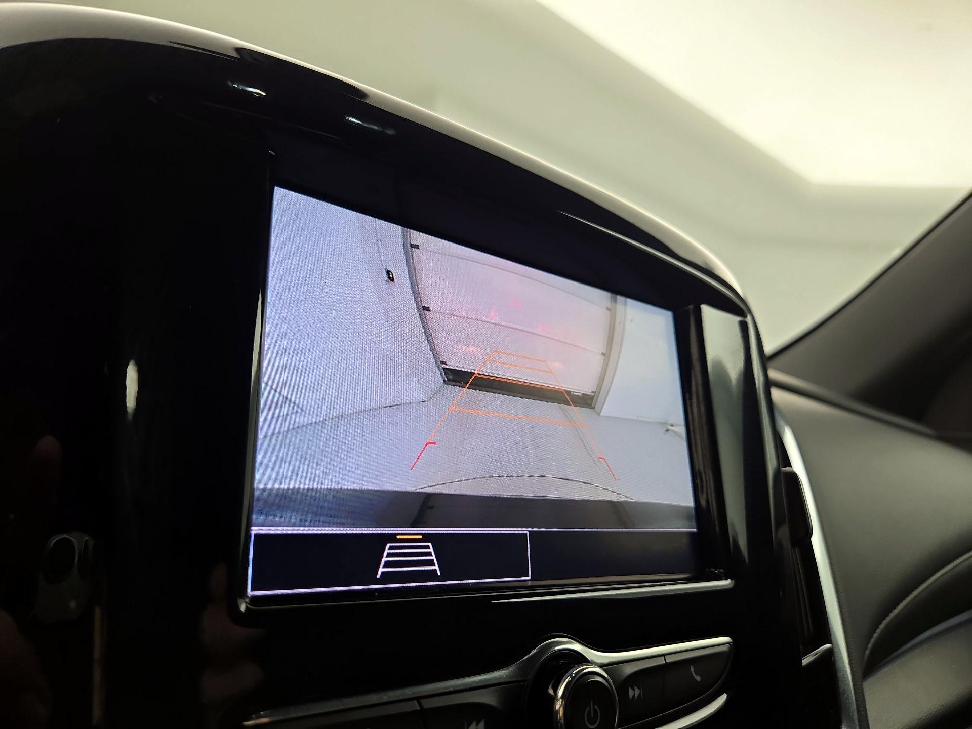 Thumbnail: 2023 Chevrolet Traverse - 14