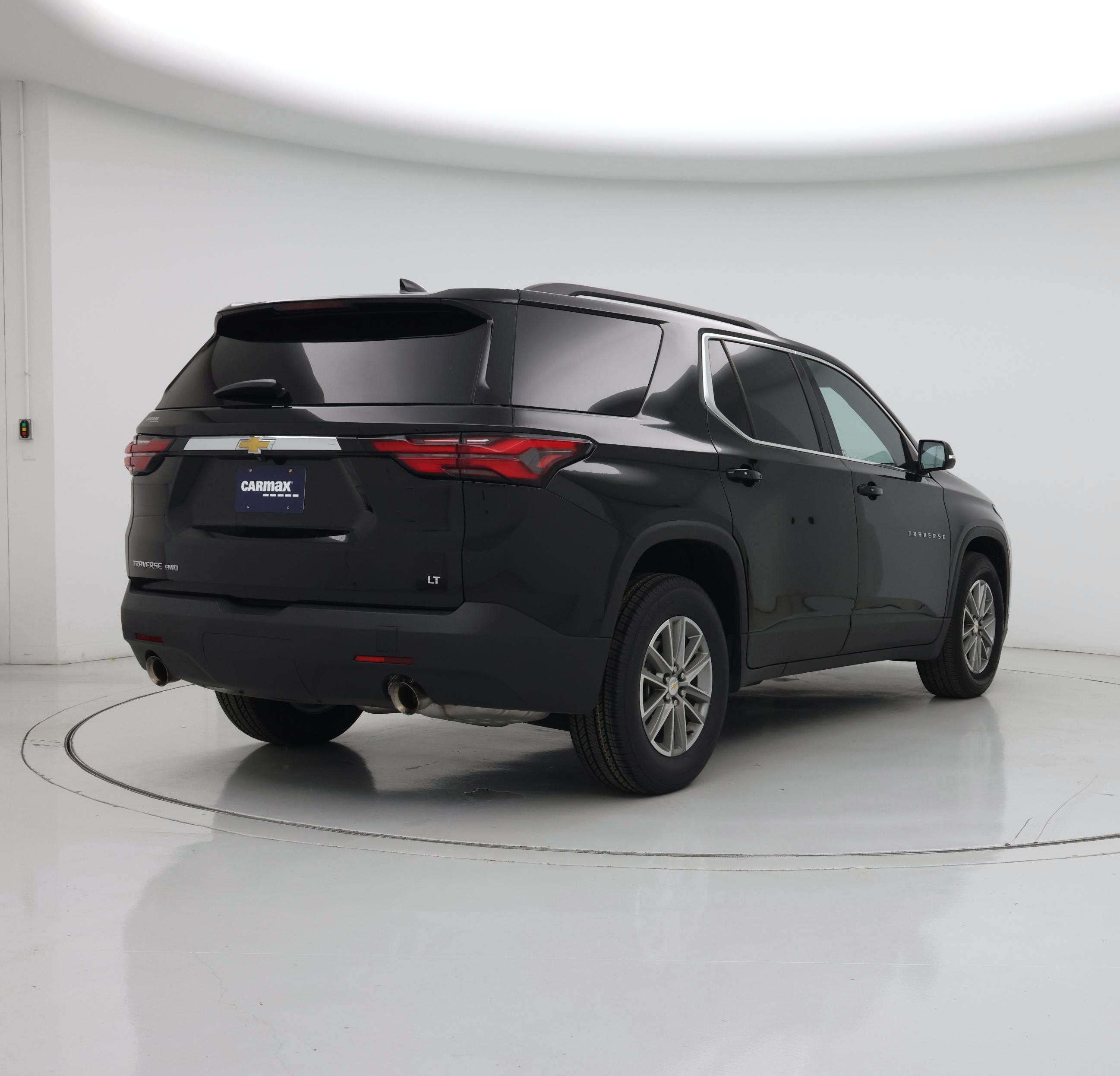 Thumbnail: 2023 Chevrolet Traverse - 8