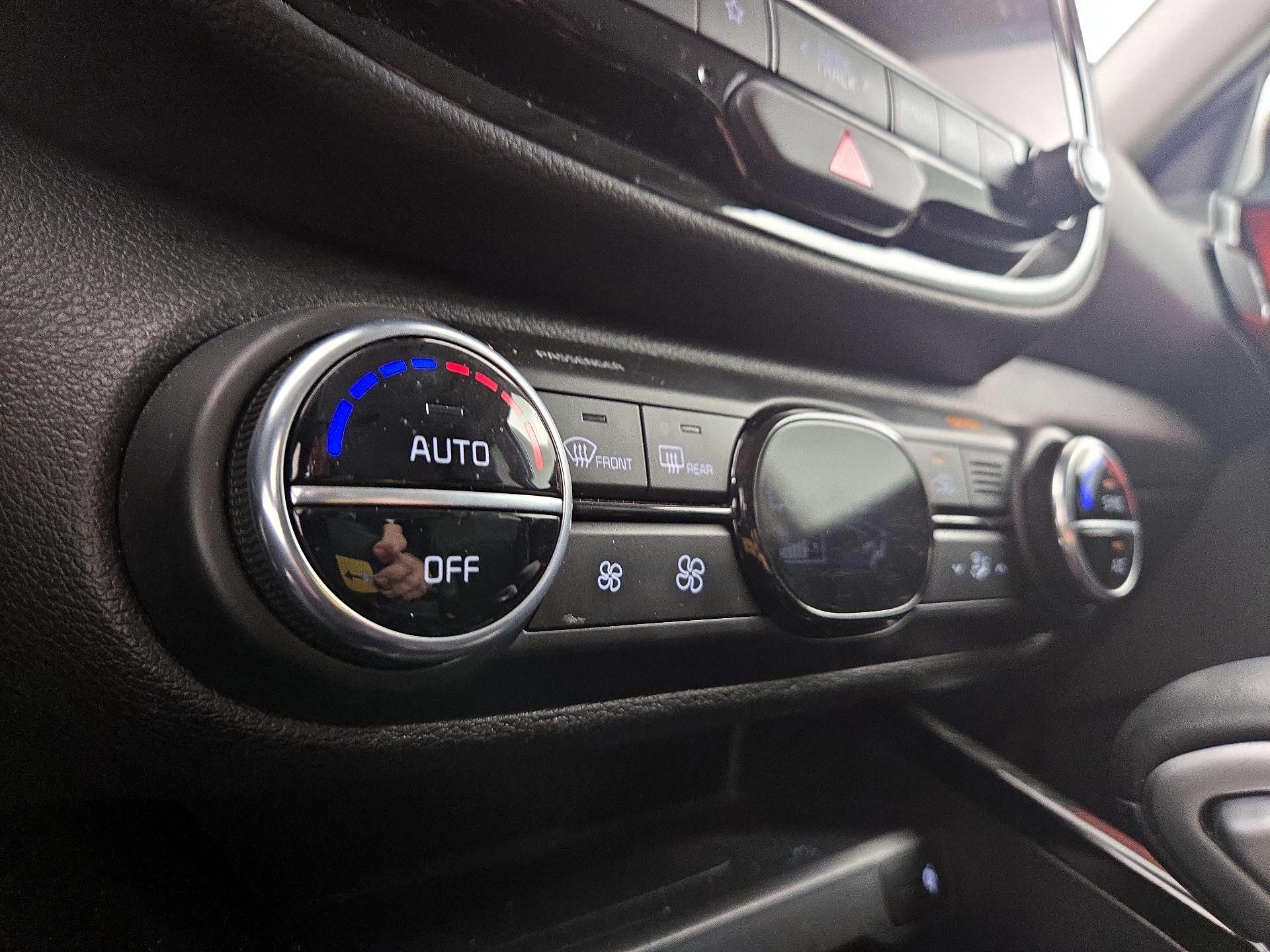 Thumbnail: 2023 Kia Soul - 17