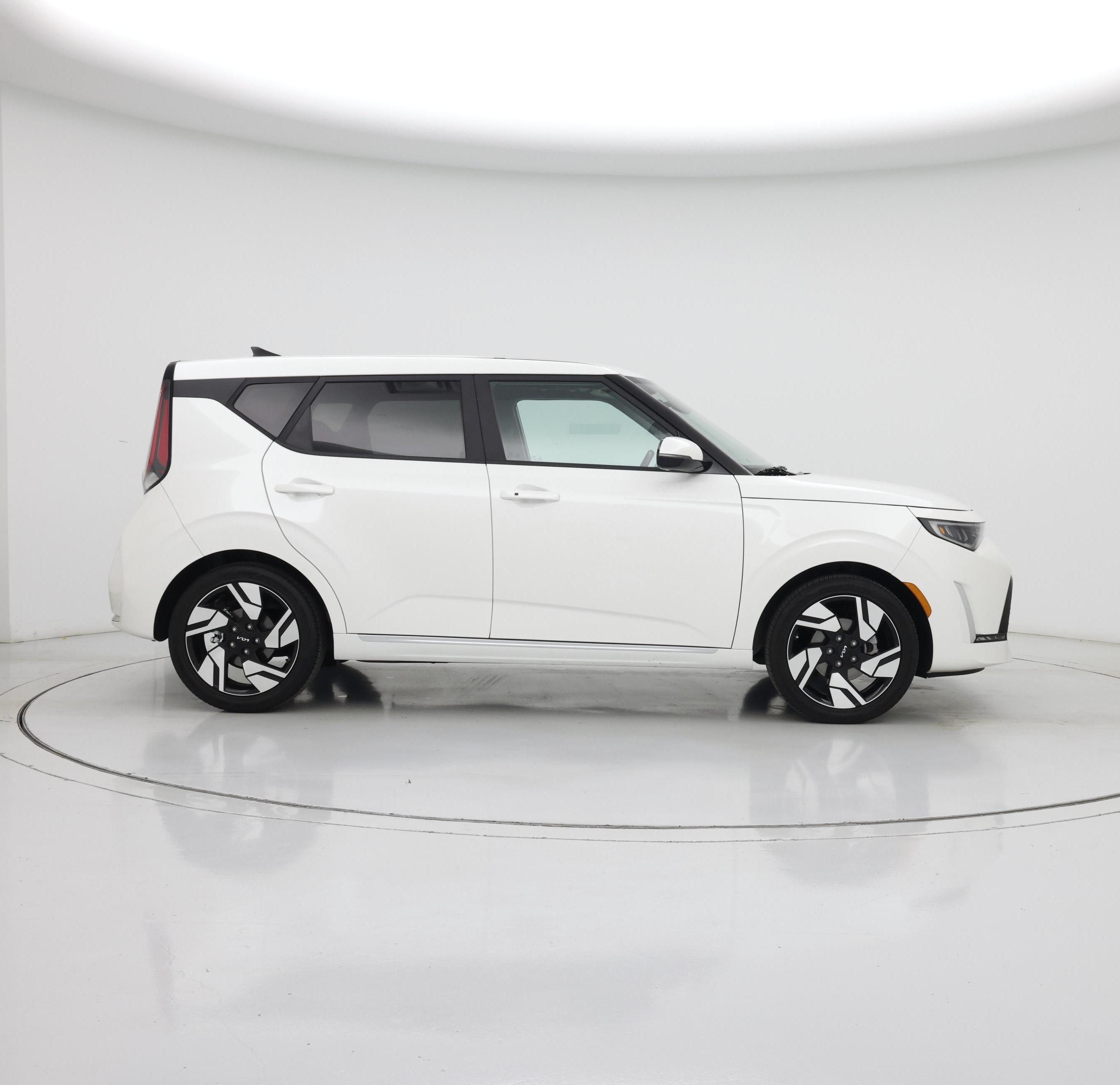 Thumbnail: 2023 Kia Soul - 7