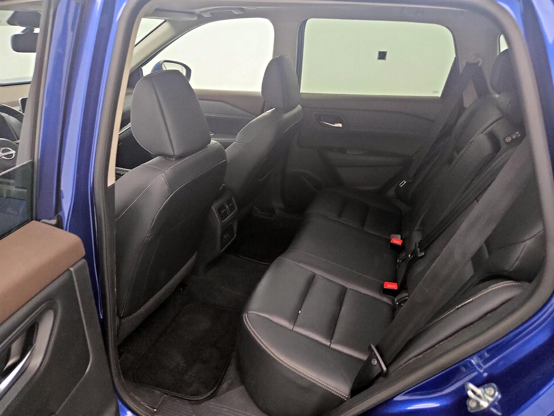 Thumbnail: 2023 Nissan Rogue - 20