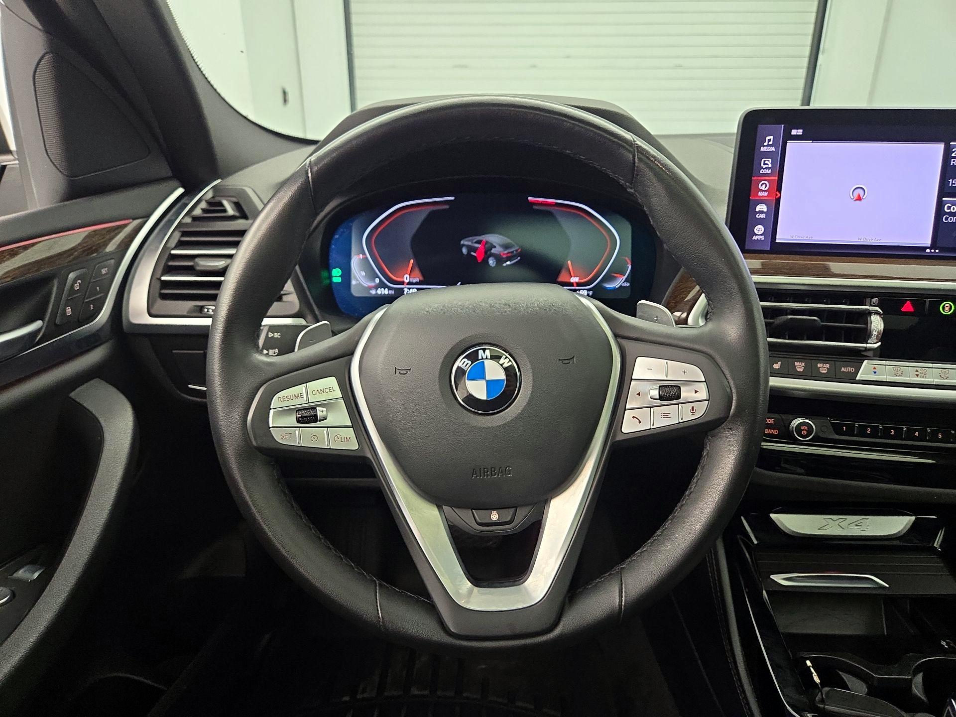 Thumbnail: 2023 BMW X4 - 10
