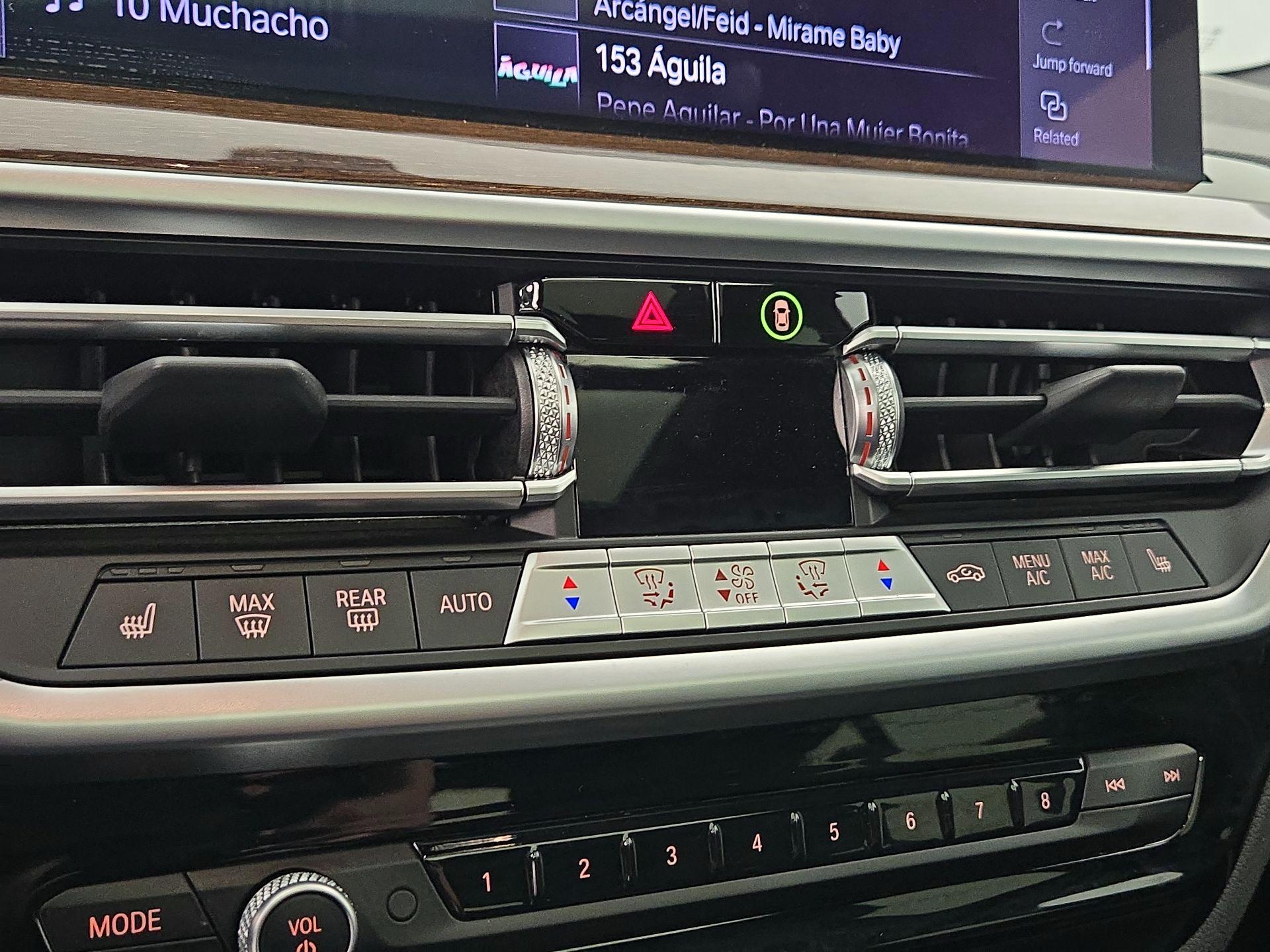 Thumbnail: 2023 BMW X4 - 17