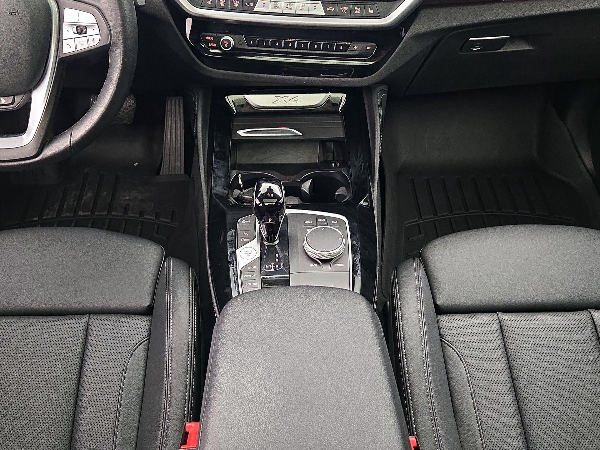 Thumbnail: 2023 BMW X4 - 18