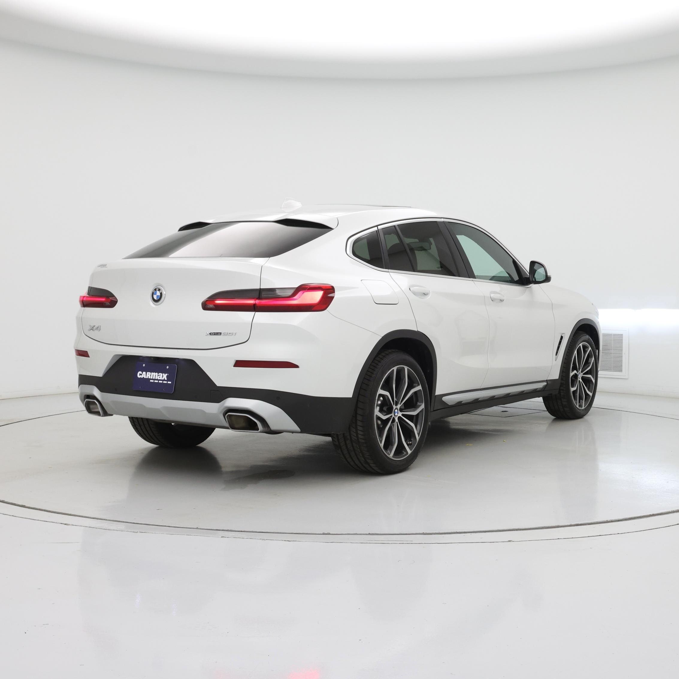 Thumbnail: 2023 BMW X4 - 8